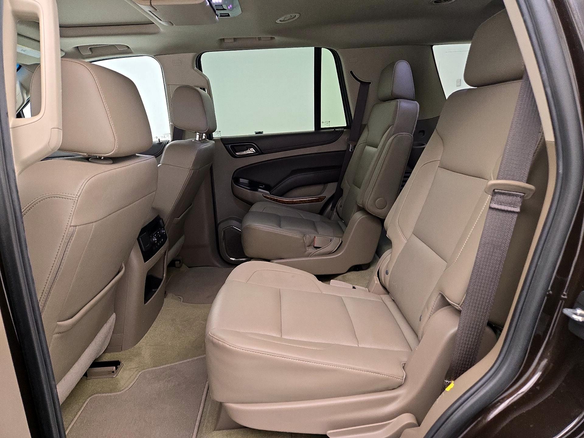 Thumbnail: 2018 Chevrolet Tahoe - 20