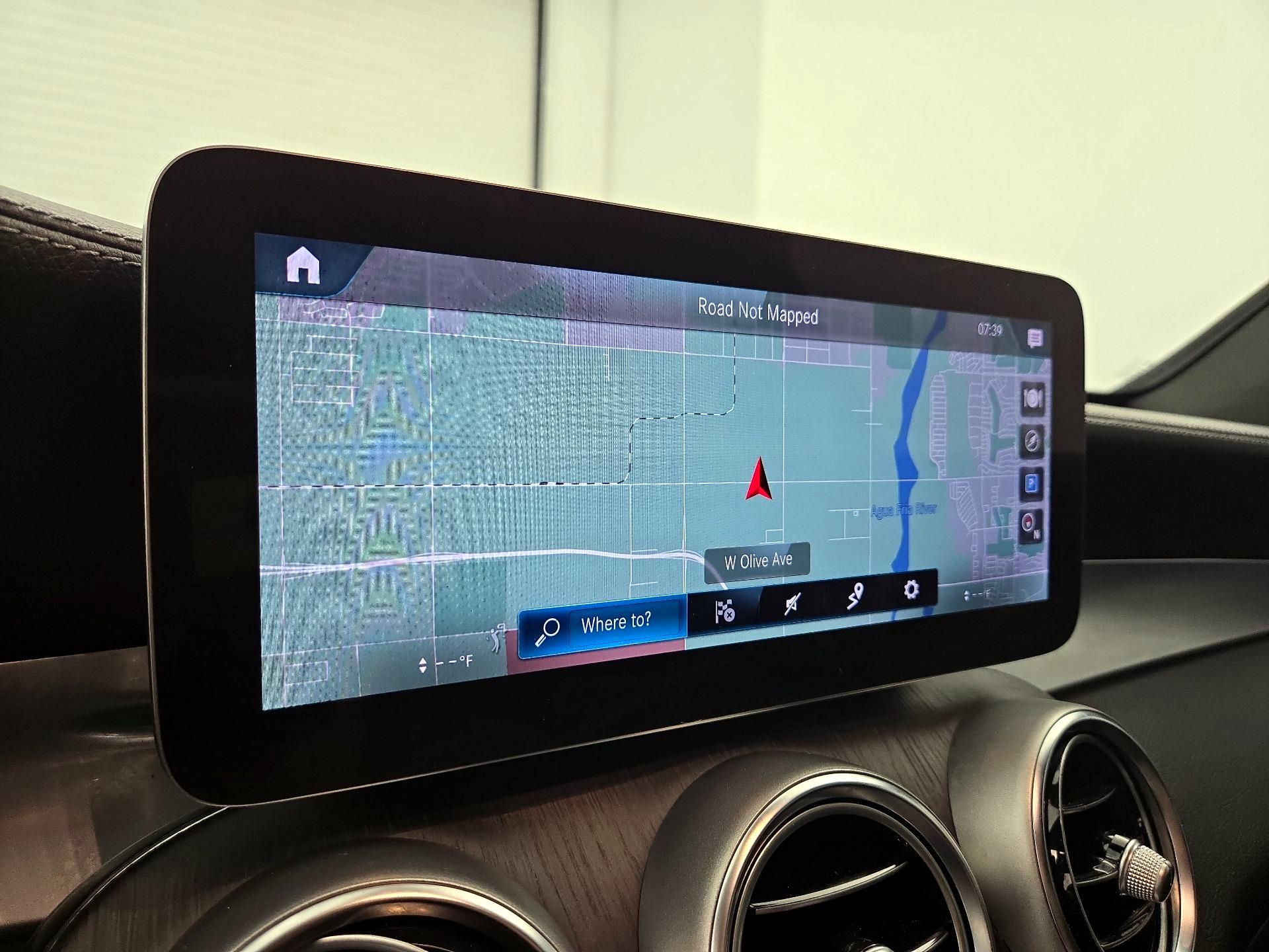 Thumbnail: 2022 Mercedes-Benz GLC - 14