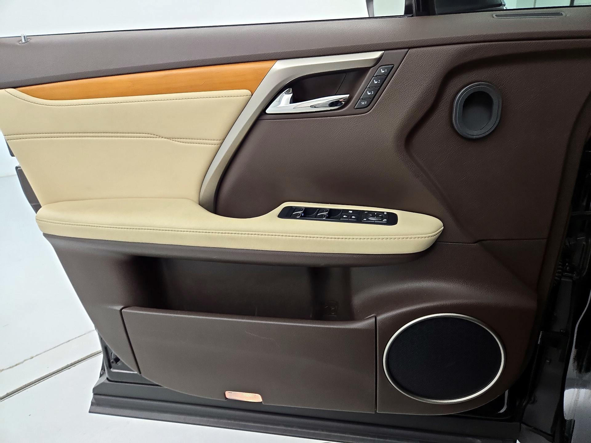 Thumbnail: 2016 Lexus RX - 12