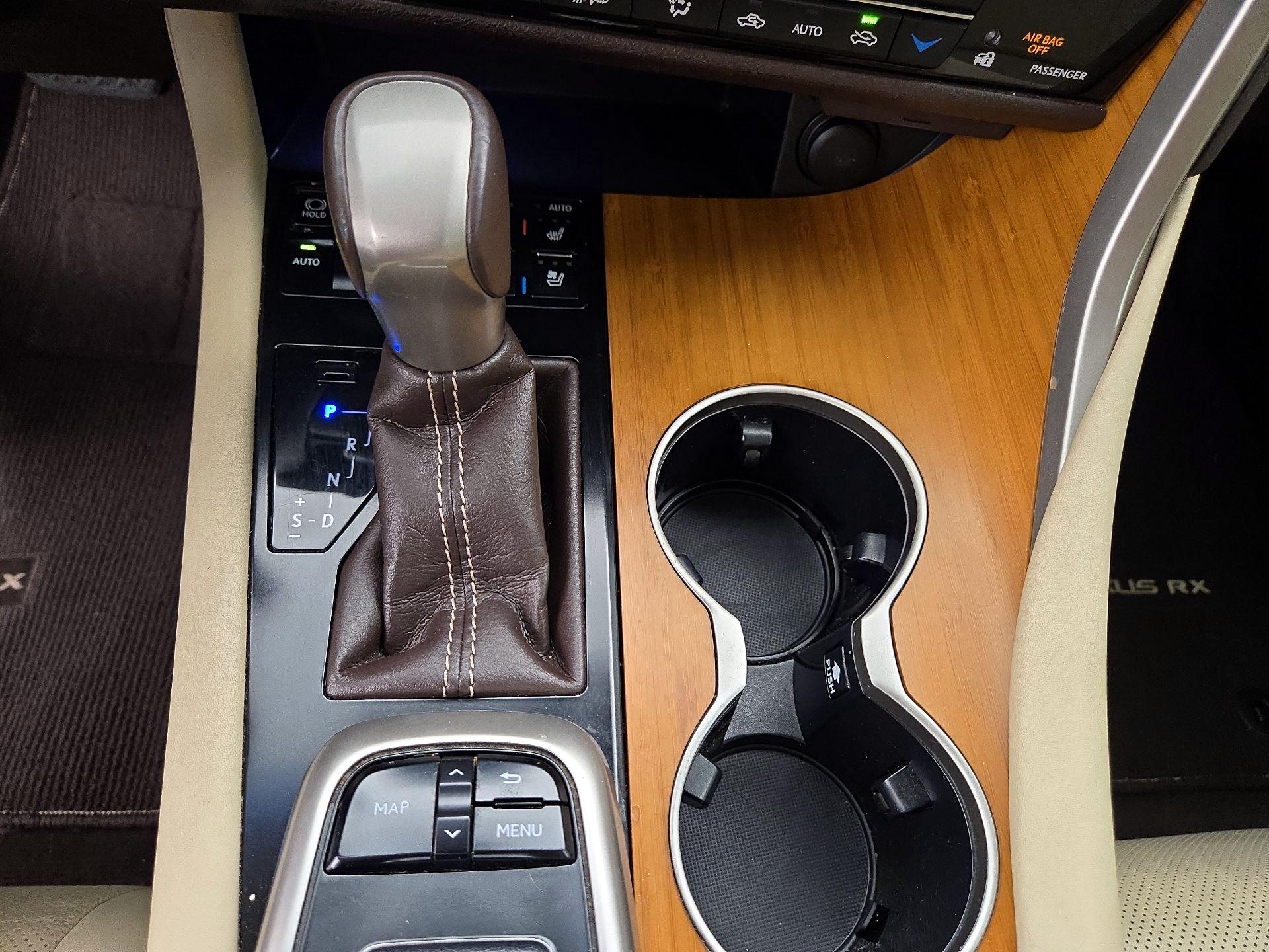 Thumbnail: 2016 Lexus RX - 18