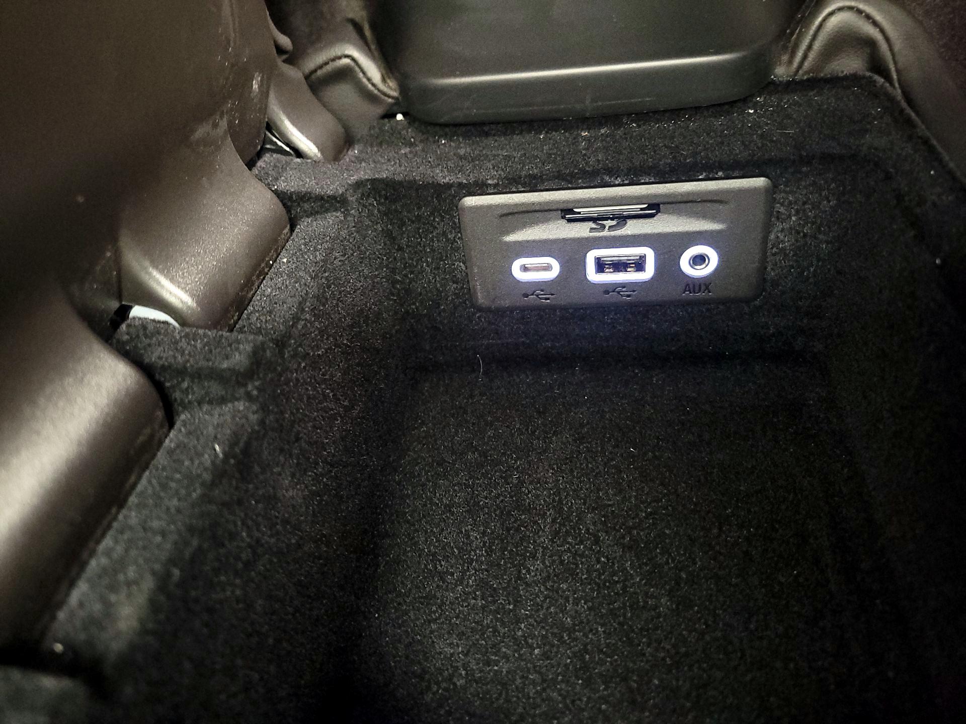 Thumbnail: 2023 Chevrolet Corvette - 19