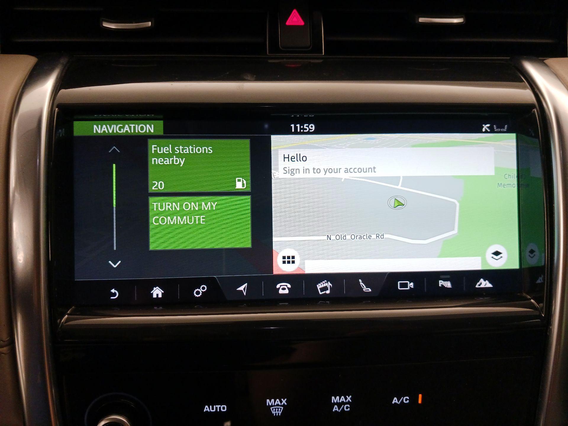 Thumbnail: 2020 Land Rover Discovery Sport - 14