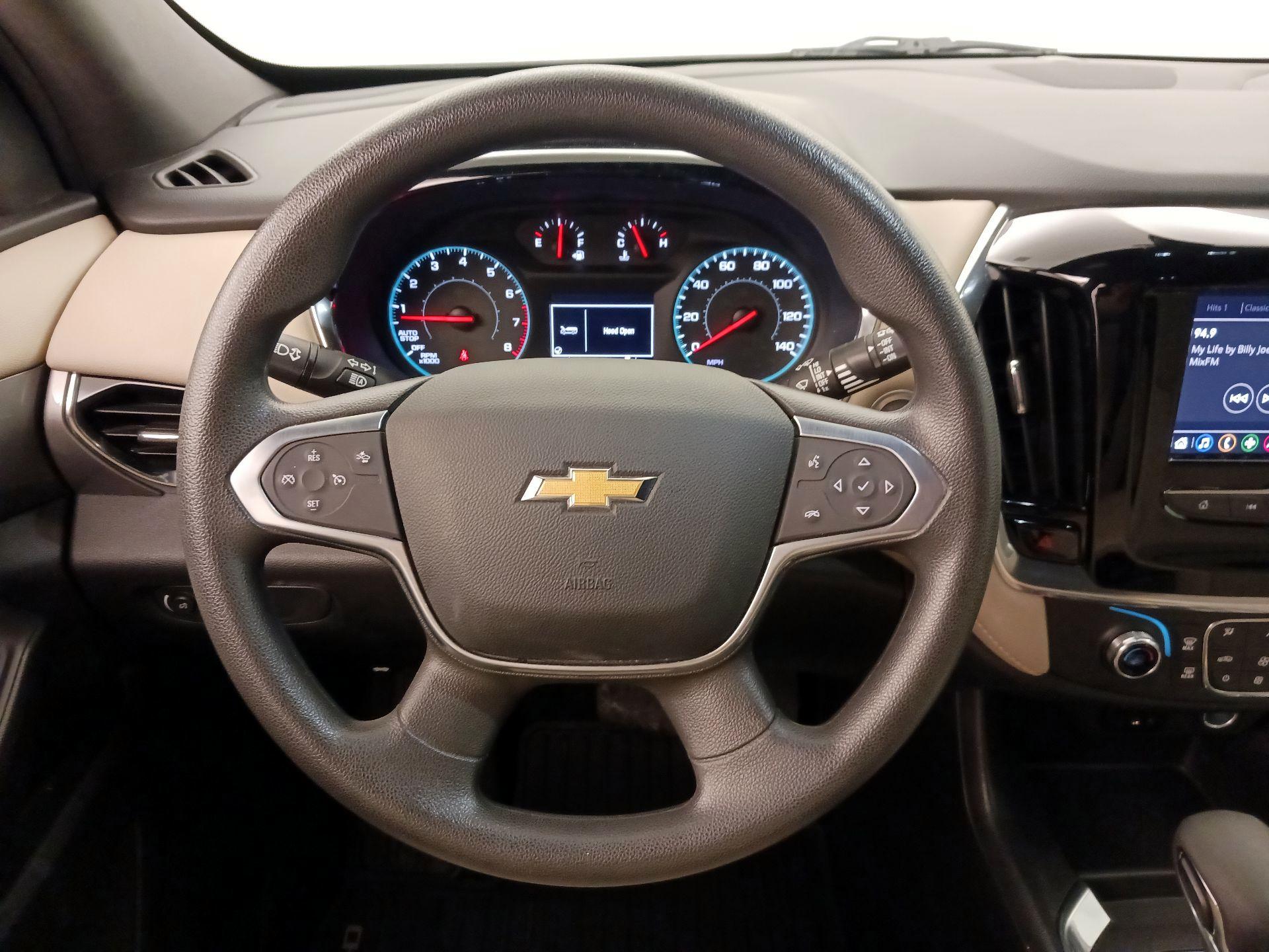 Thumbnail: 2023 Chevrolet Traverse - 10