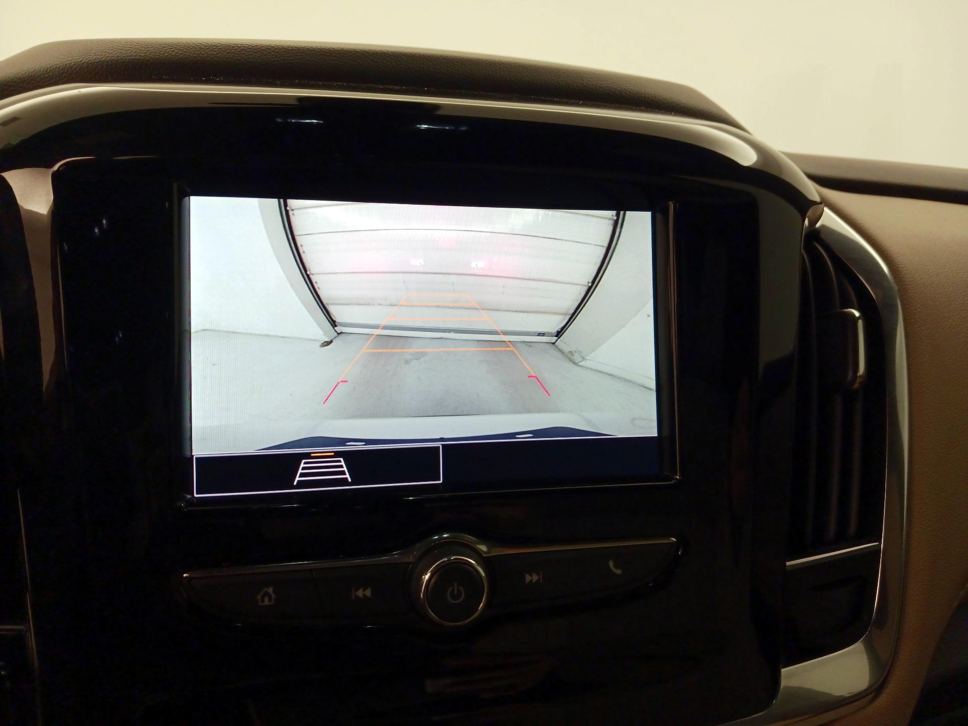 Thumbnail: 2023 Chevrolet Traverse - 14