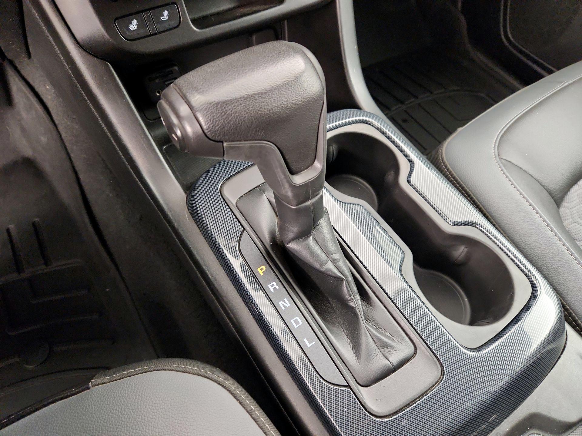 Thumbnail: 2021 Chevrolet Colorado - 17