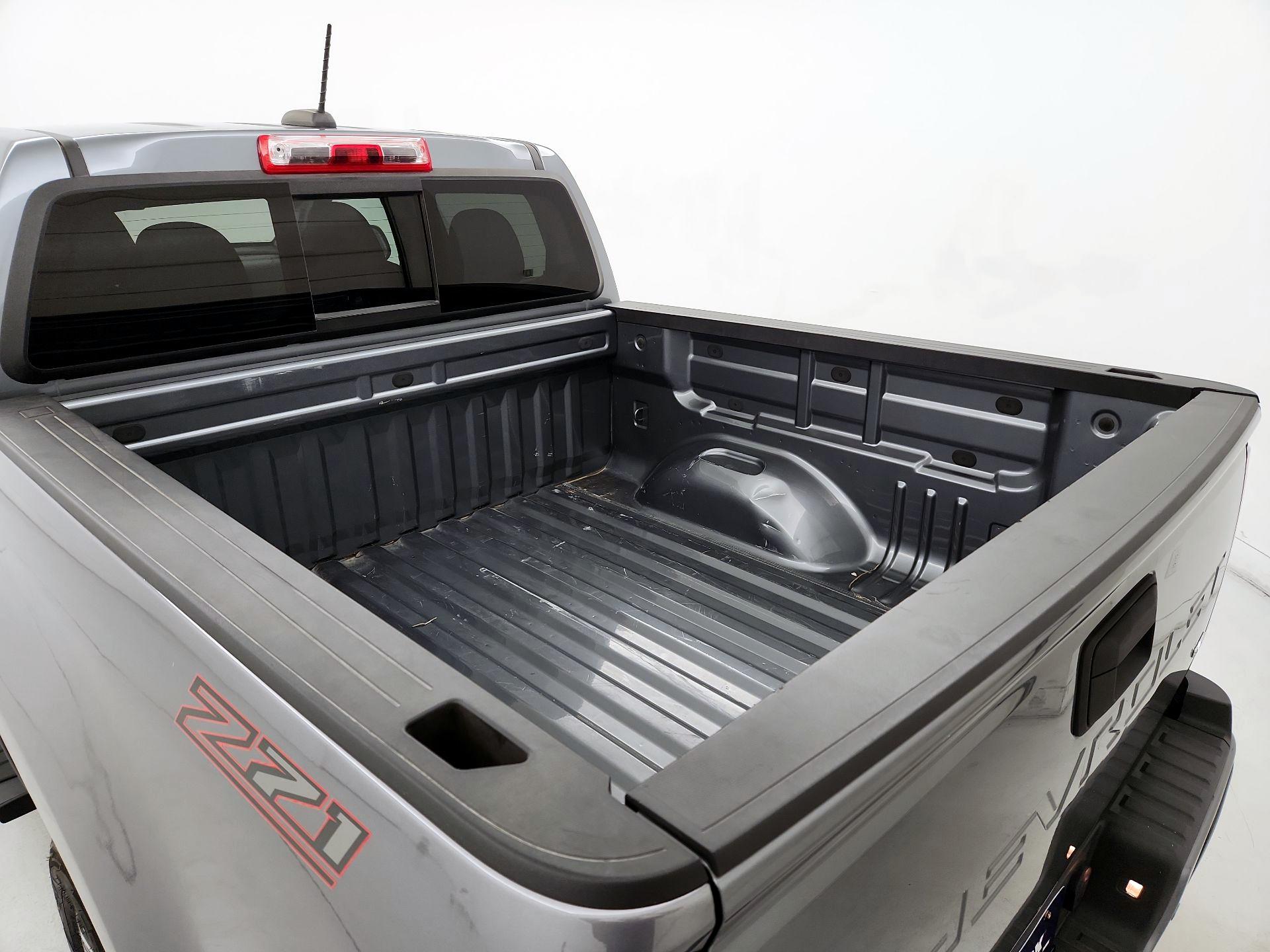 Thumbnail: 2021 Chevrolet Colorado - 20