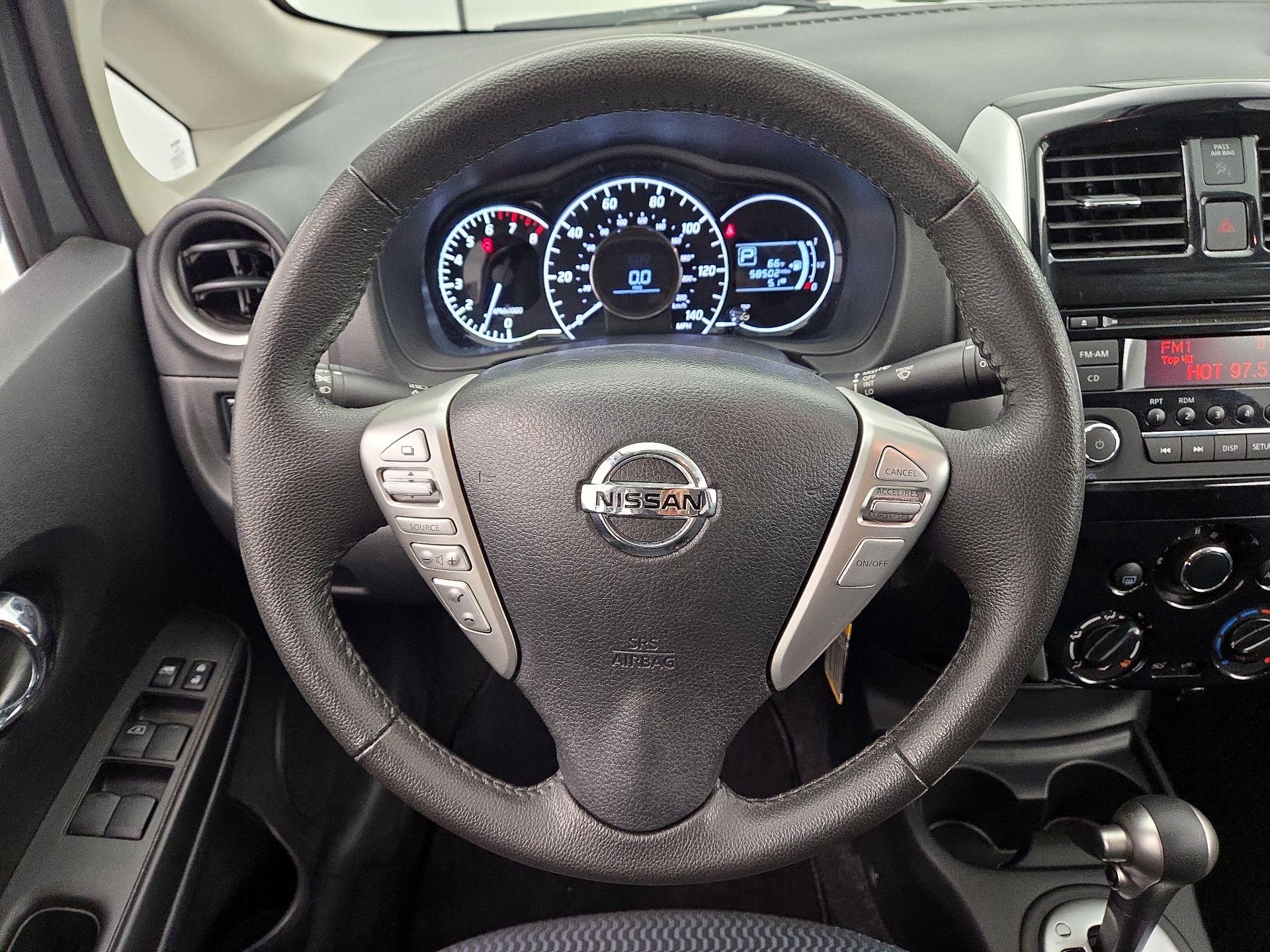 Thumbnail: 2015 Nissan Versa Note - 10