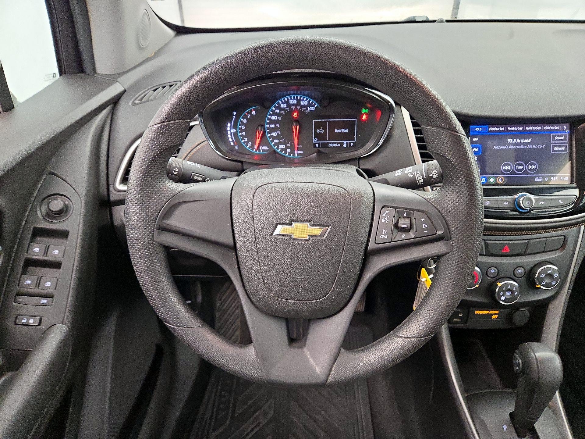 Thumbnail: 2018 Chevrolet Trax - 10