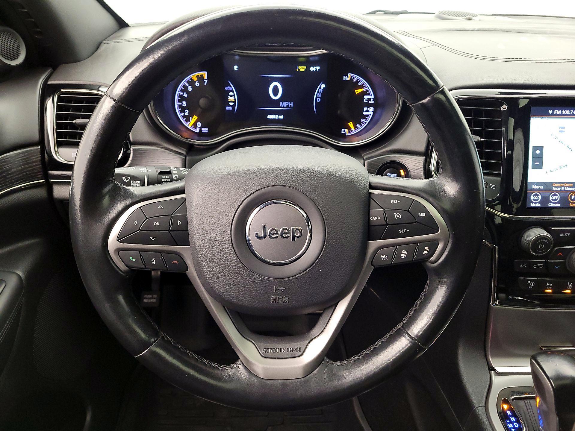 Thumbnail: 2020 Jeep Grand Cherokee - 10