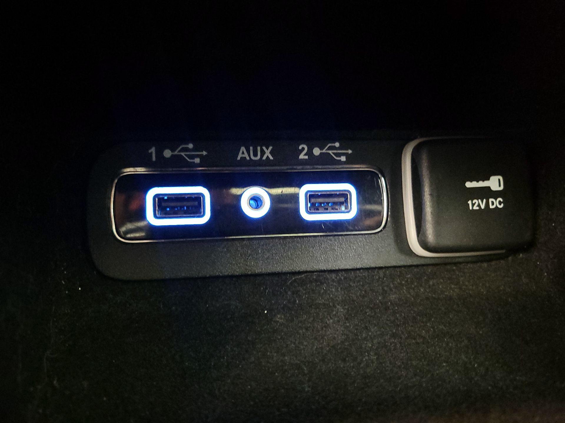 Thumbnail: 2020 Jeep Grand Cherokee - 19