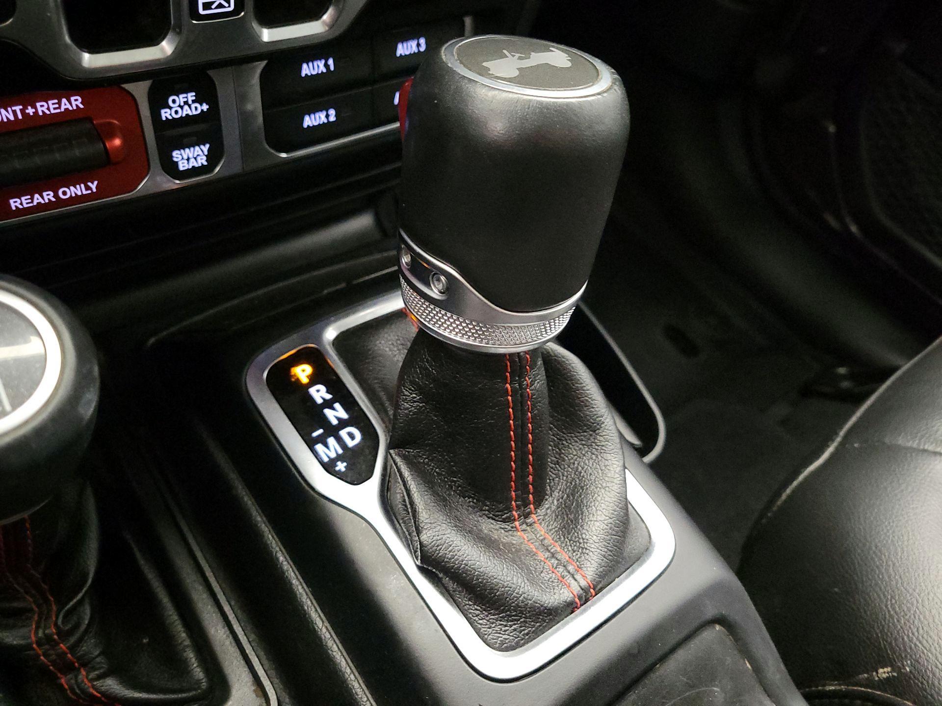 Thumbnail: 2021 Jeep Wrangler - 18