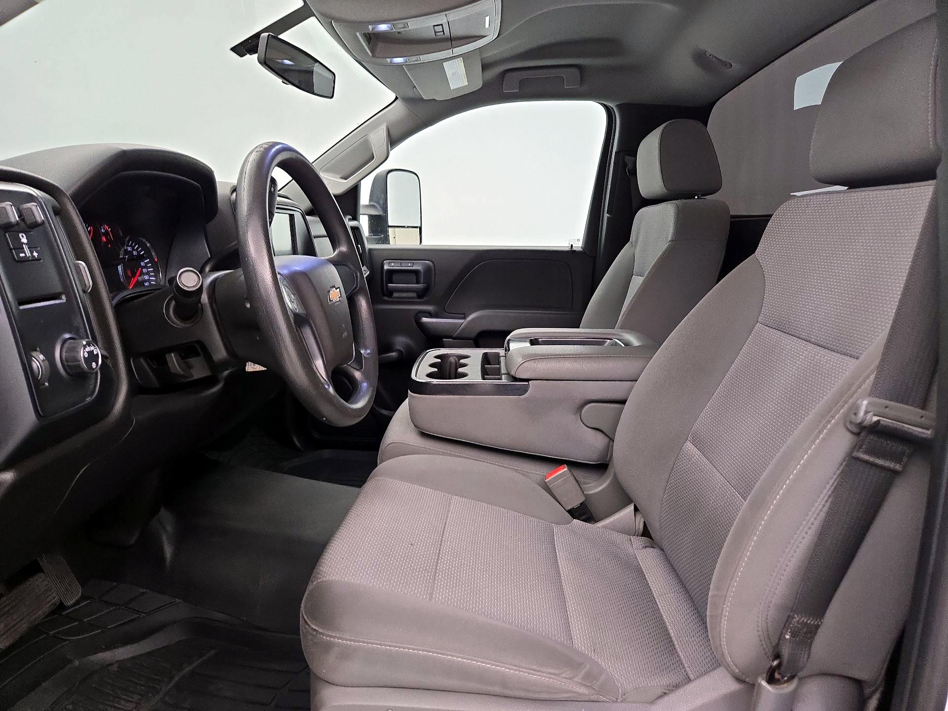 Thumbnail: 2018 Chevrolet Silverado 1500 - 11