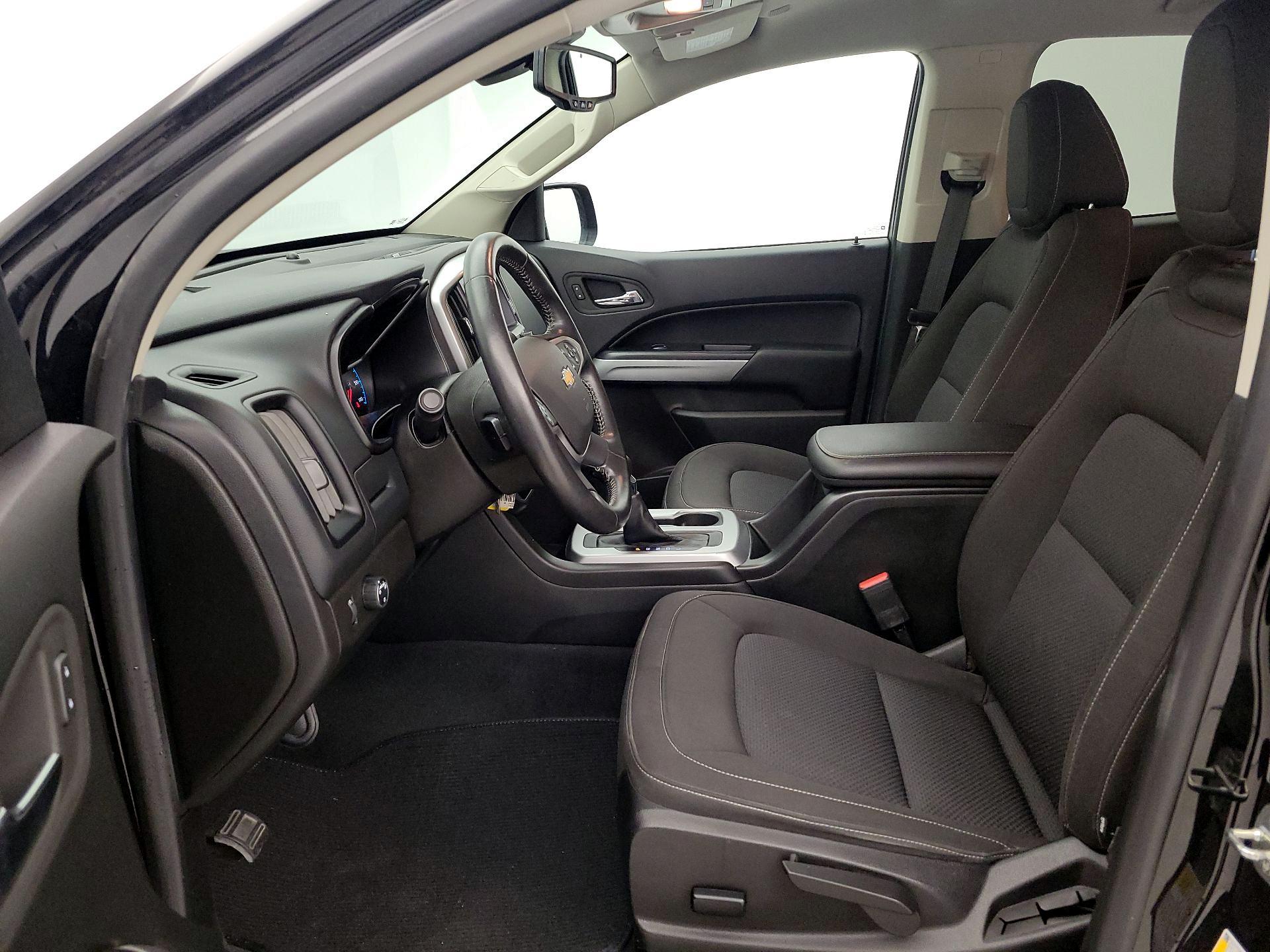 Thumbnail: 2022 Chevrolet Colorado - 11