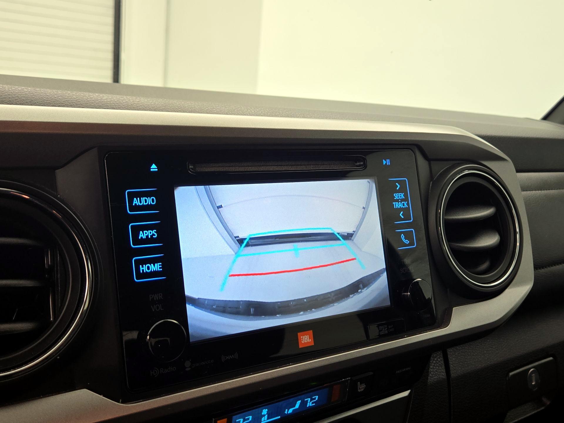 Thumbnail: 2018 Toyota Tacoma - 14