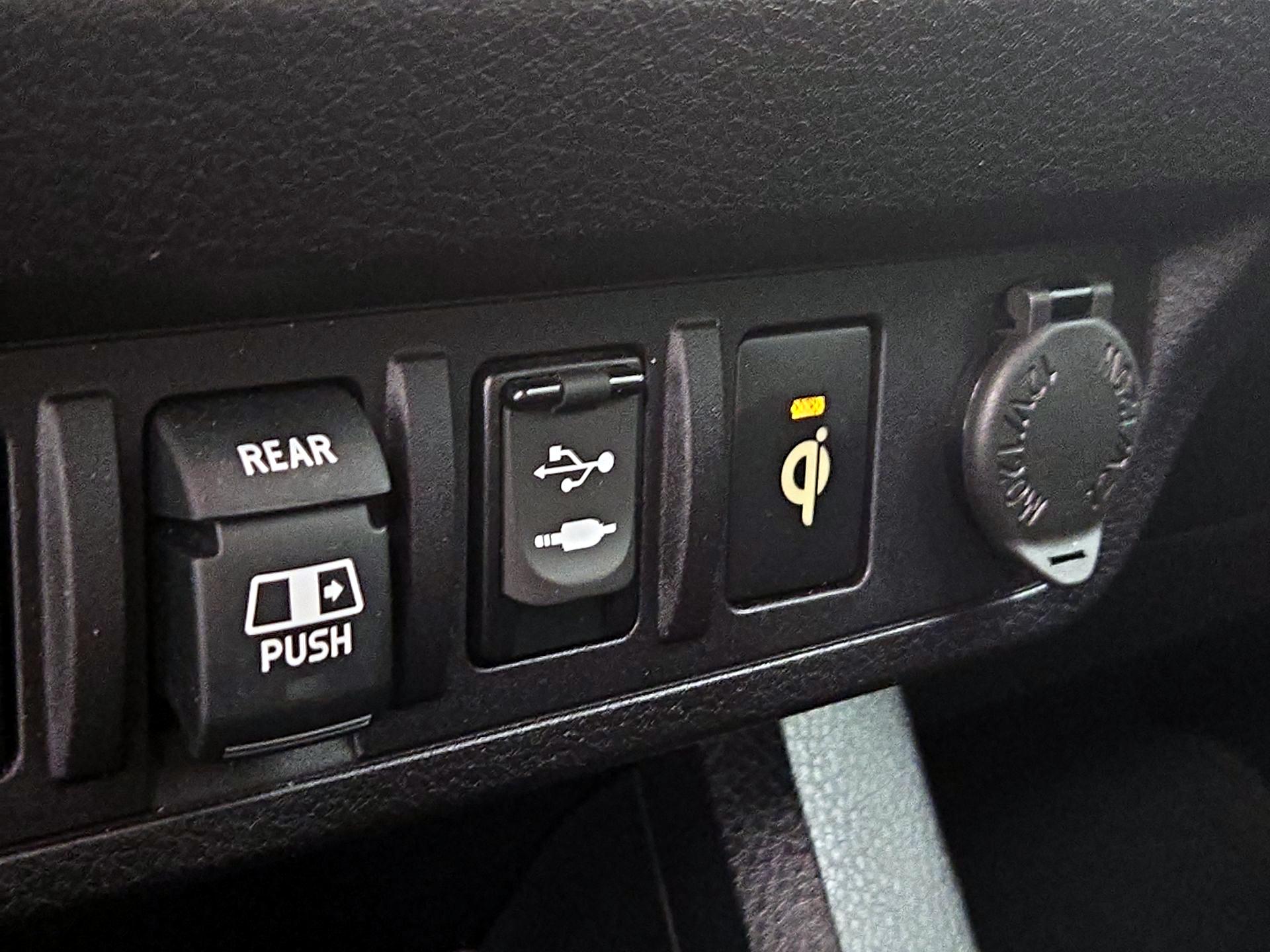 Thumbnail: 2018 Toyota Tacoma - 18