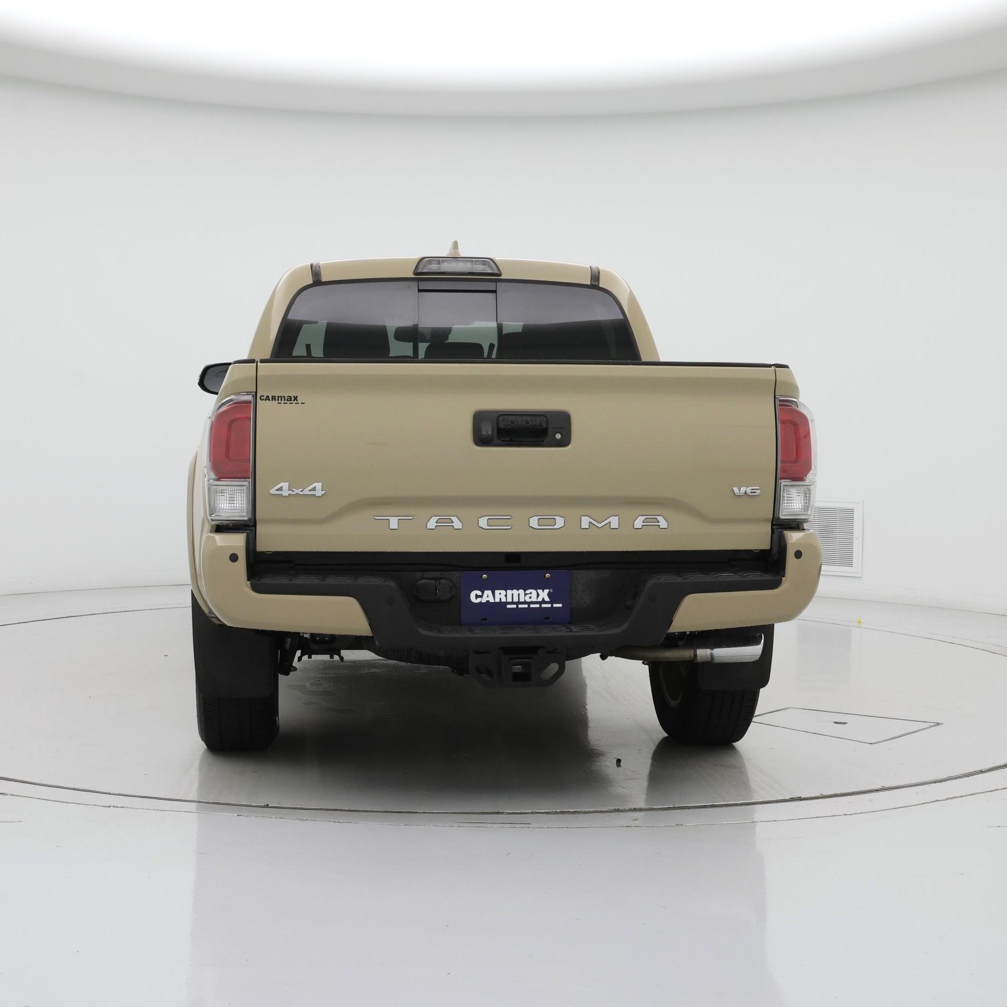 Thumbnail: 2018 Toyota Tacoma - 6