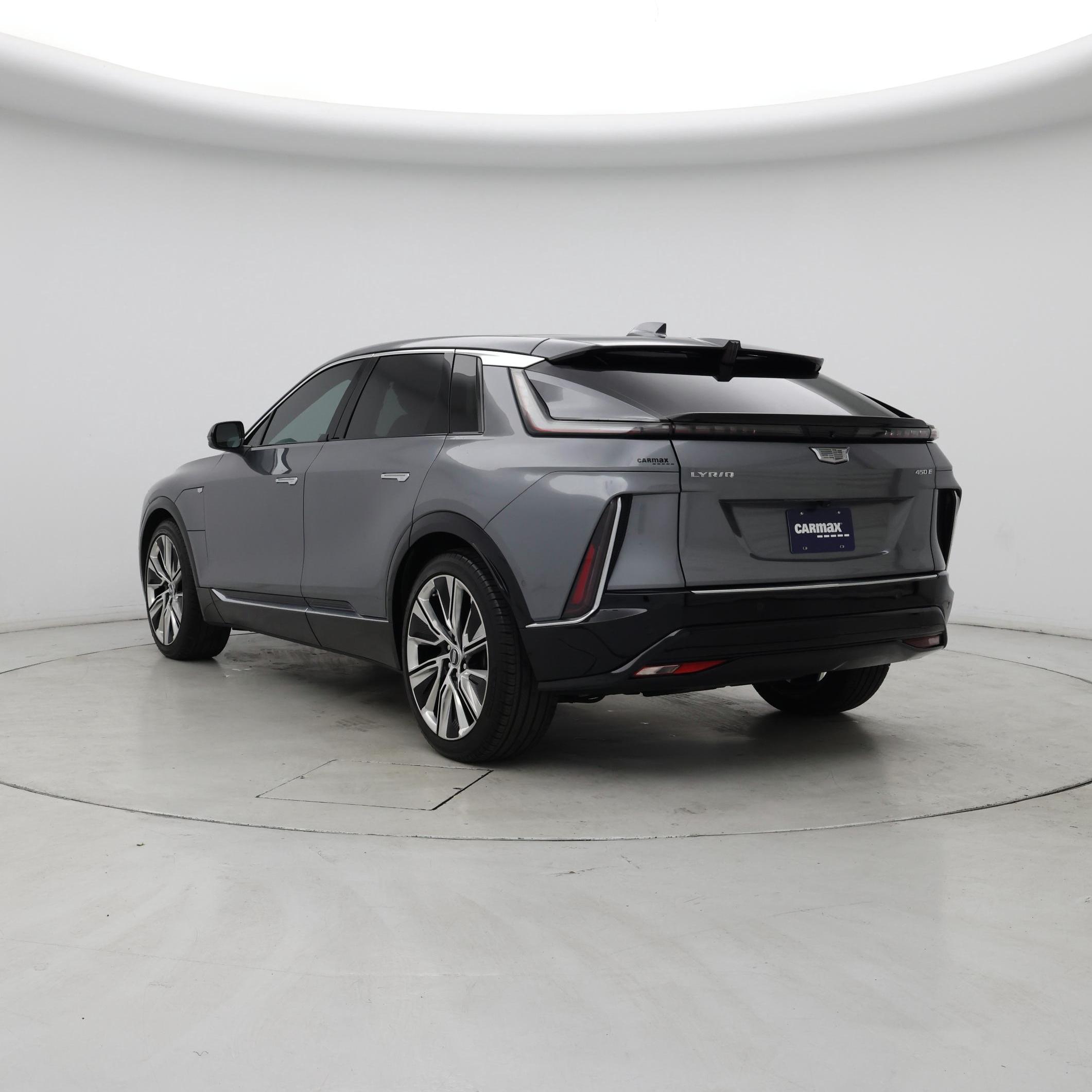 Thumbnail: 2023 Cadillac Lyriq - 2