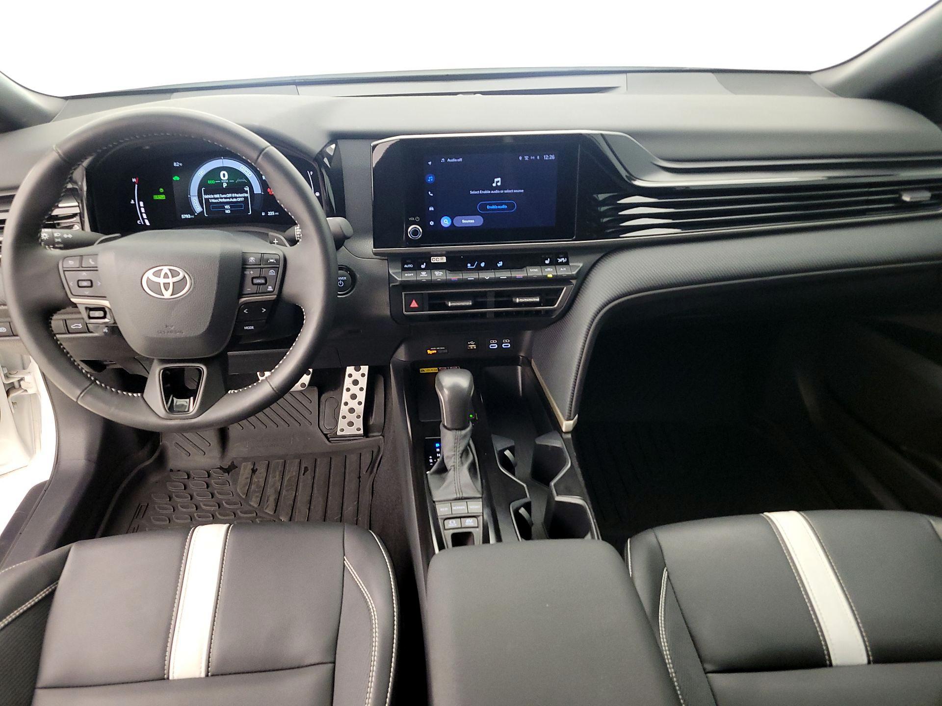 Thumbnail: 2025 Toyota Camry - 9