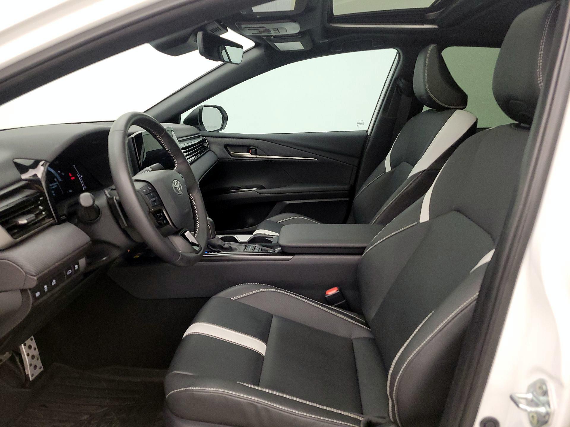 Thumbnail: 2025 Toyota Camry - 11