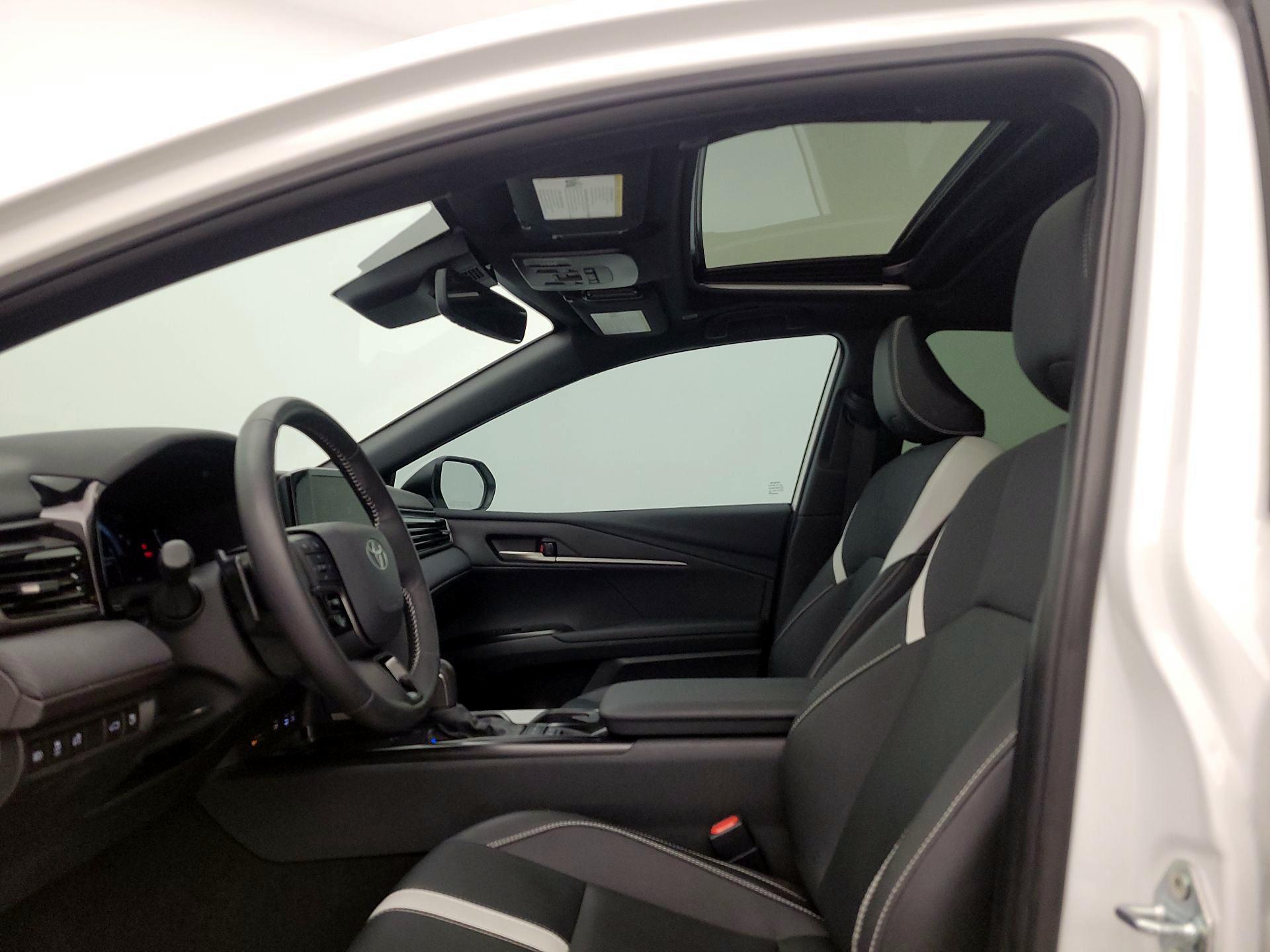 Thumbnail: 2025 Toyota Camry - 19