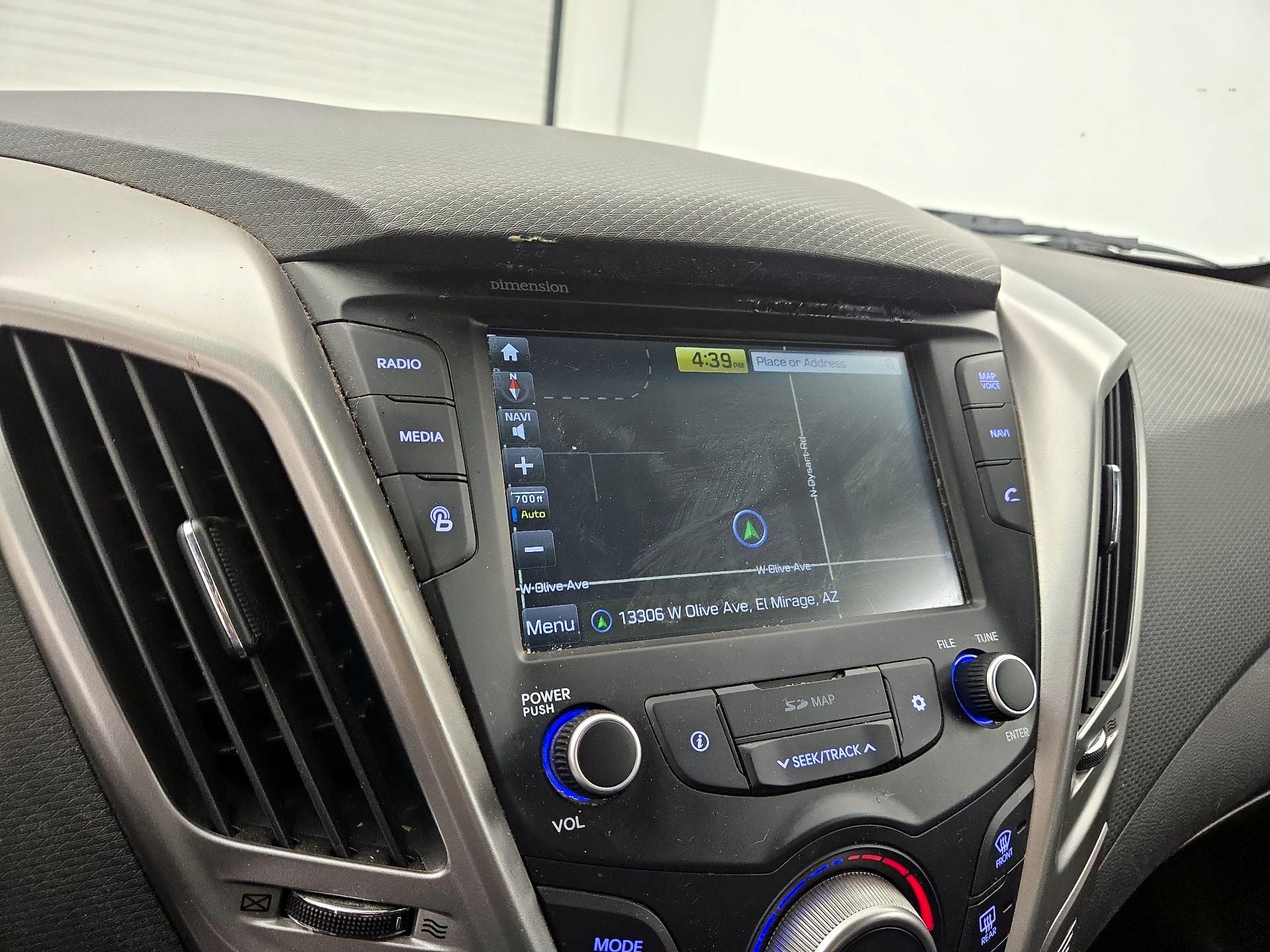 Thumbnail: 2017 Hyundai Veloster - 14