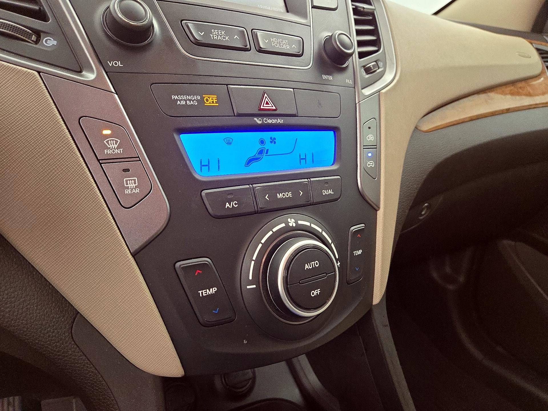 Thumbnail: 2014 Hyundai Santa Fe - 16