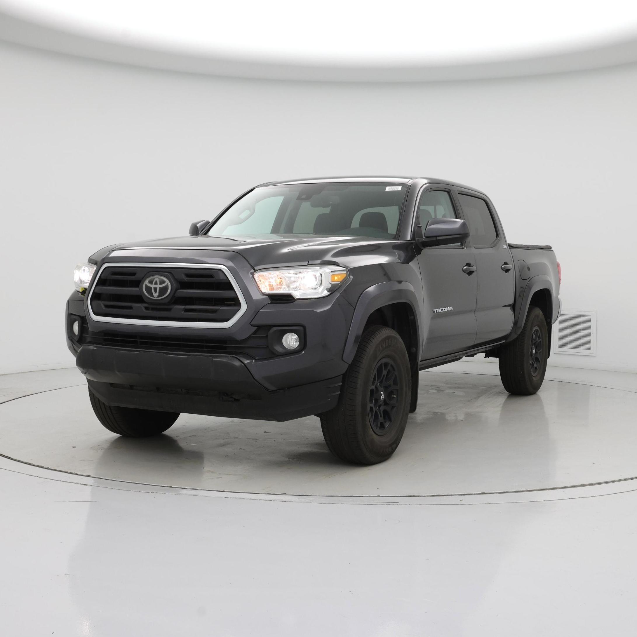 Thumbnail: 2019 Toyota Tacoma - 4
