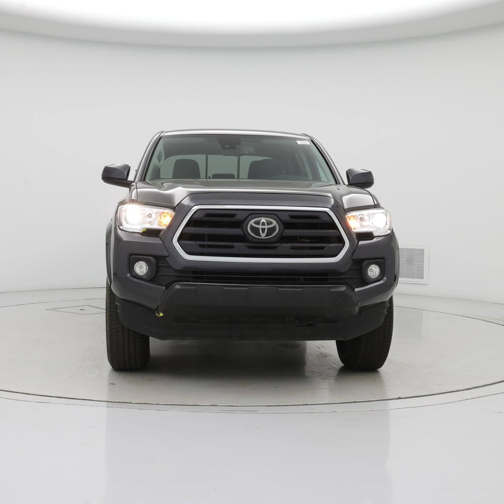 Thumbnail: 2019 Toyota Tacoma - 5