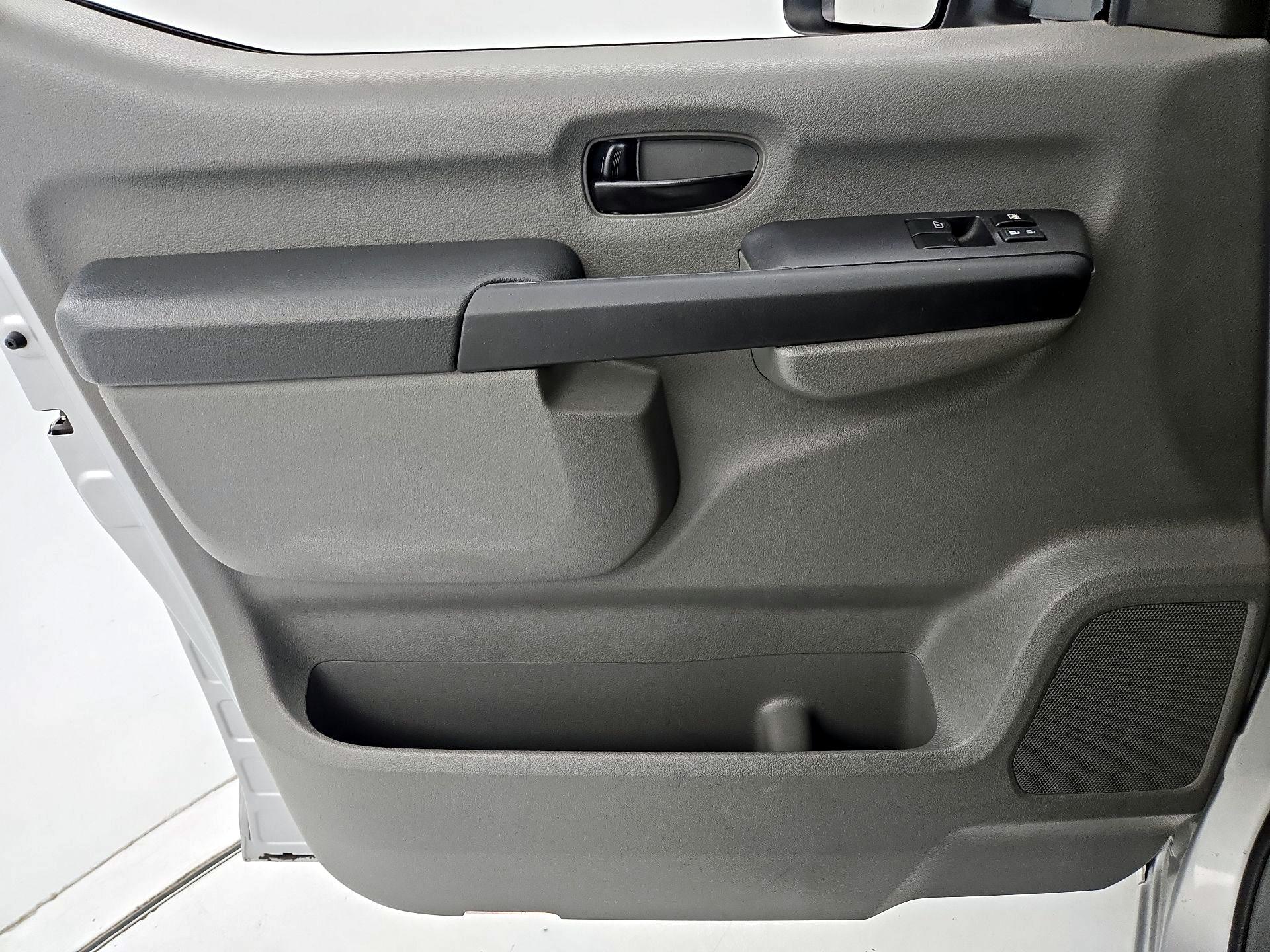 Thumbnail: 2018 Nissan NV - 12