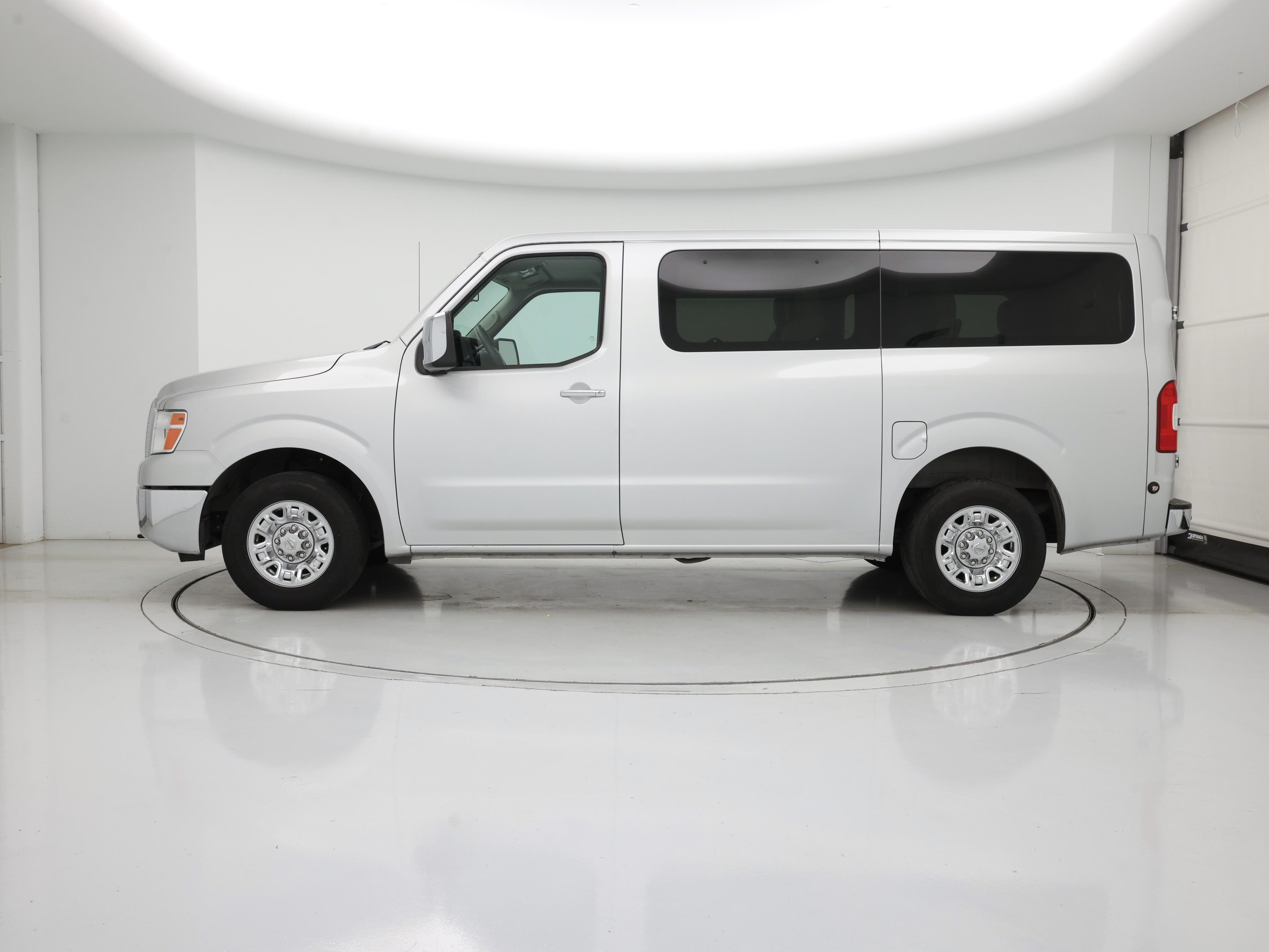 Thumbnail: 2018 Nissan NV - 3