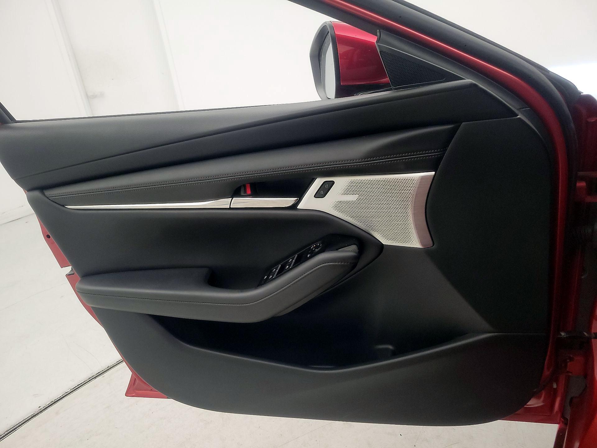 Thumbnail: 2022 Mazda Mazda3 - 12