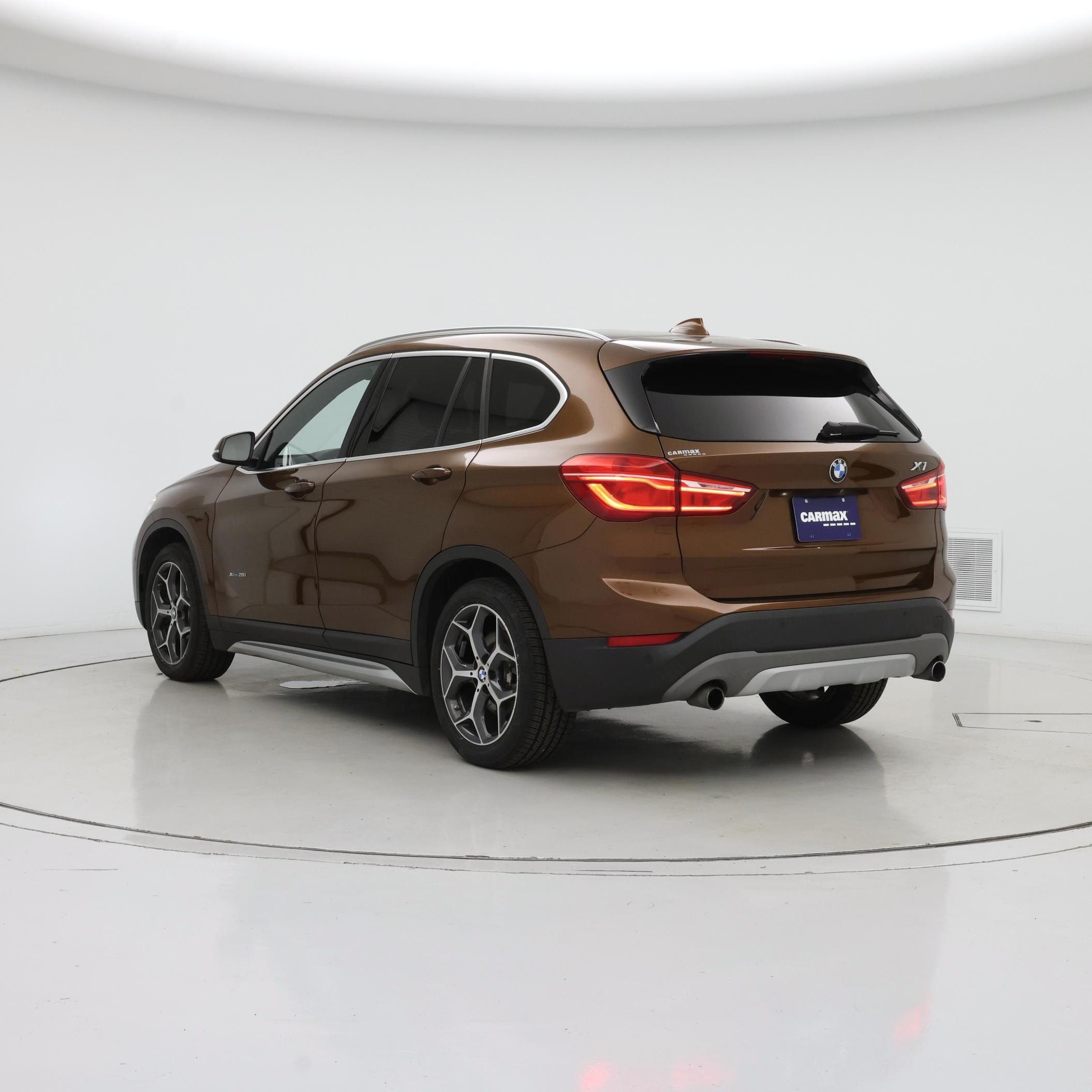 Thumbnail: 2016 BMW X1 - 2