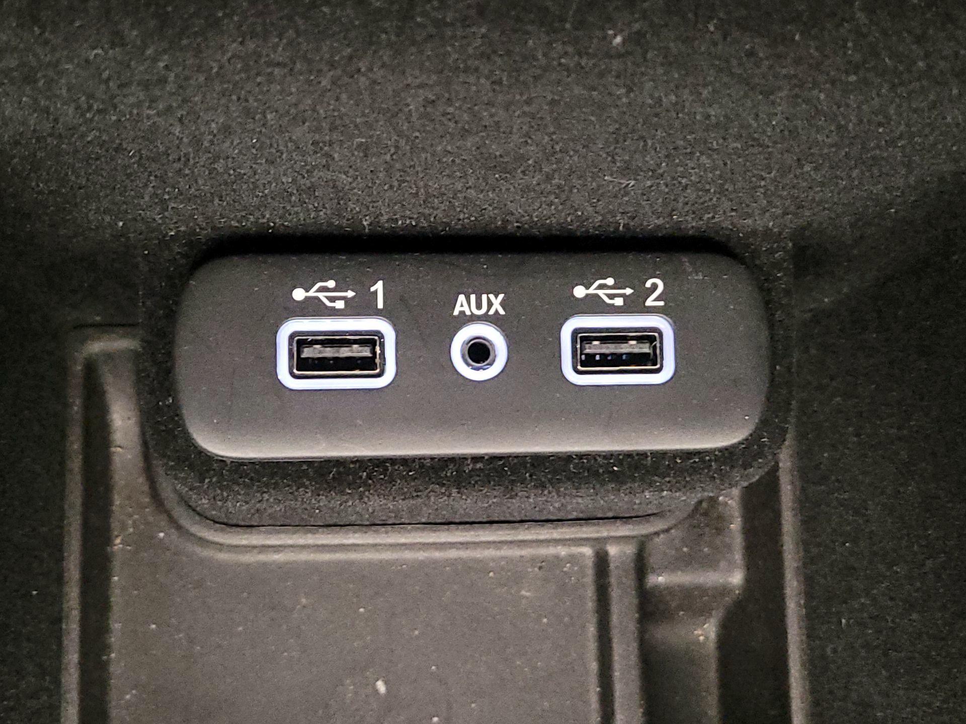 Thumbnail: 2021 Dodge Charger - 19