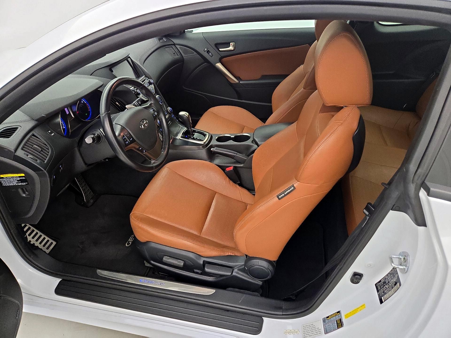 Thumbnail: 2015 Hyundai Genesis - 11