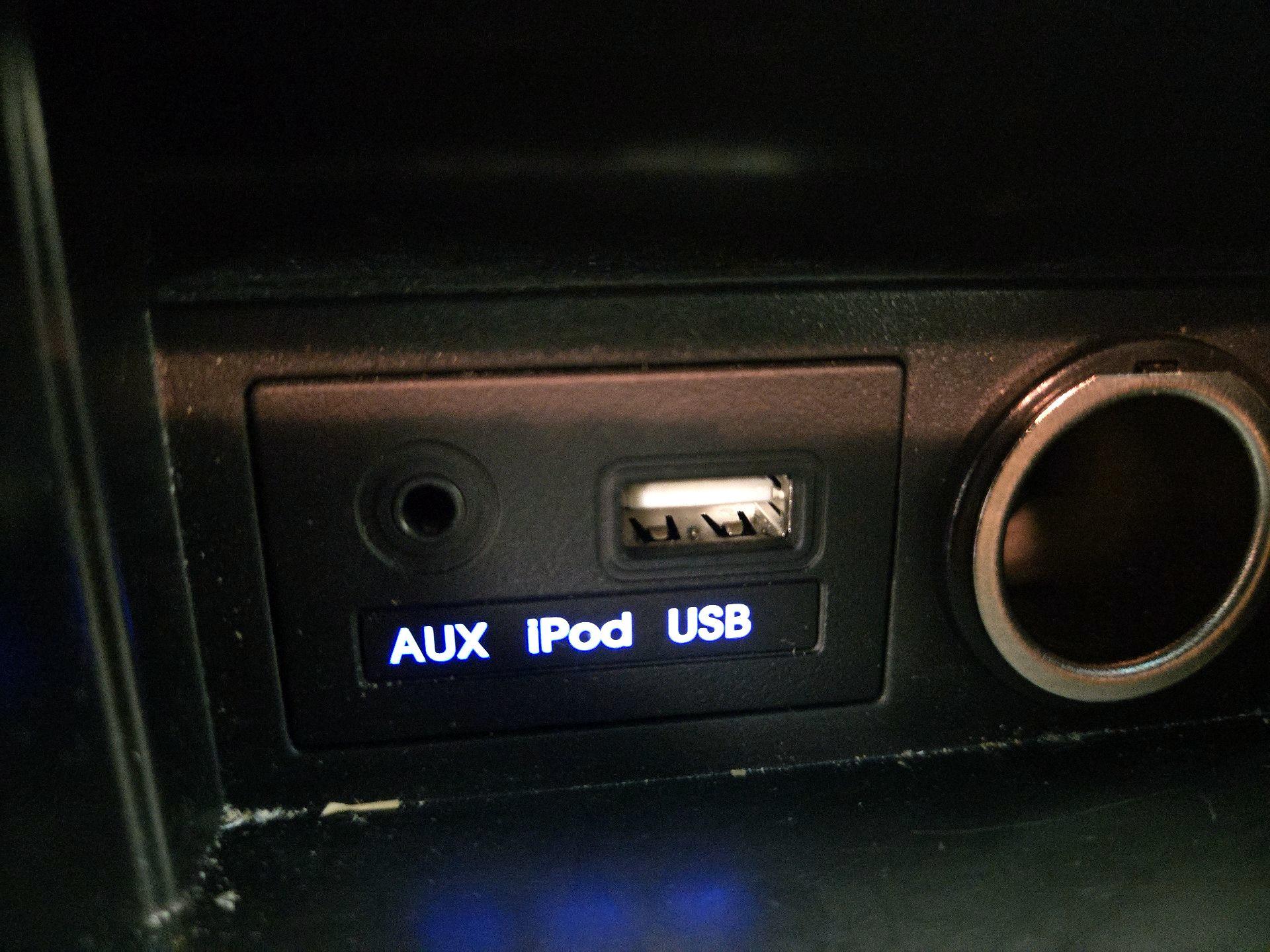 Thumbnail: 2015 Hyundai Genesis - 18