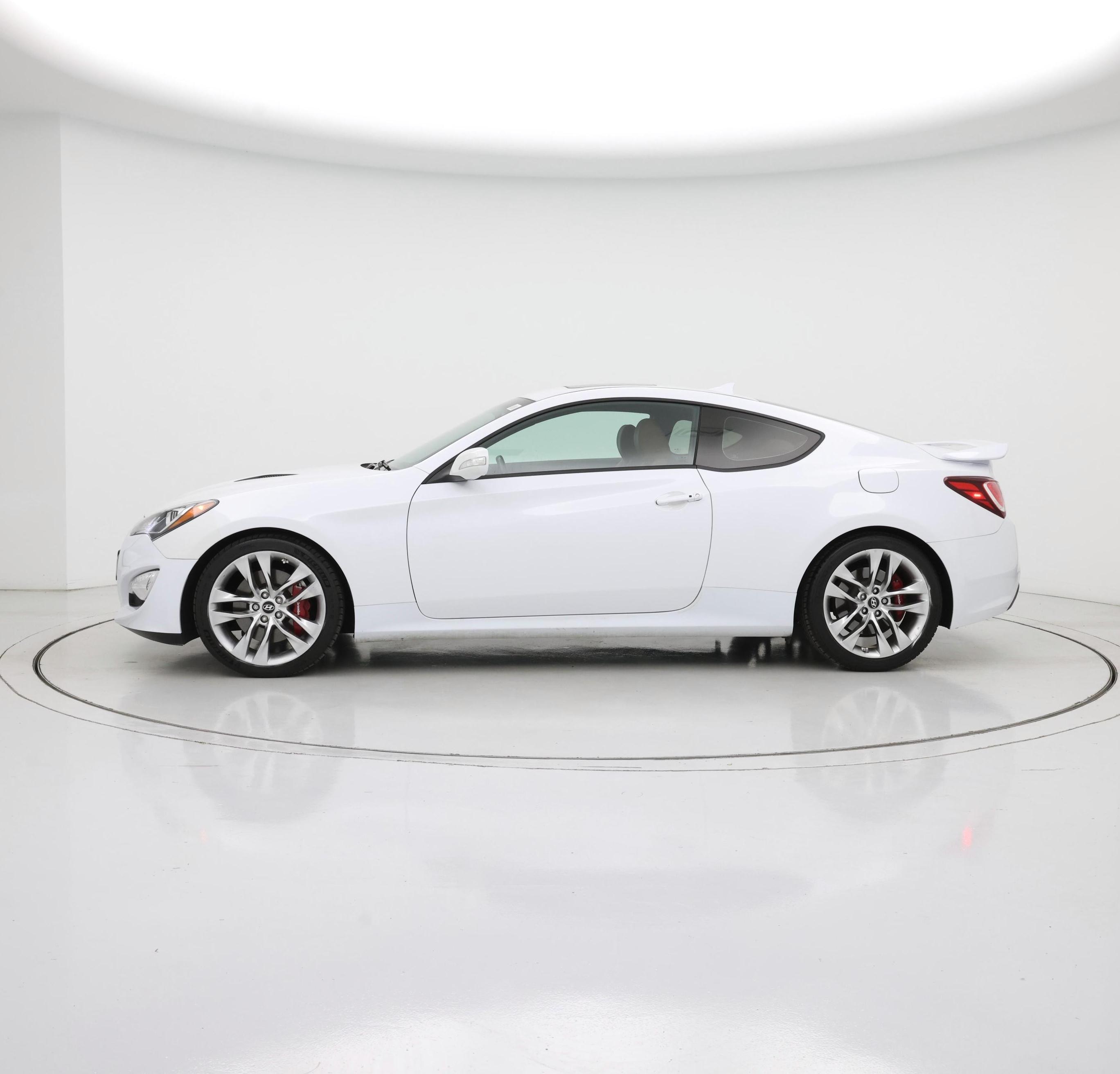 Thumbnail: 2015 Hyundai Genesis - 3