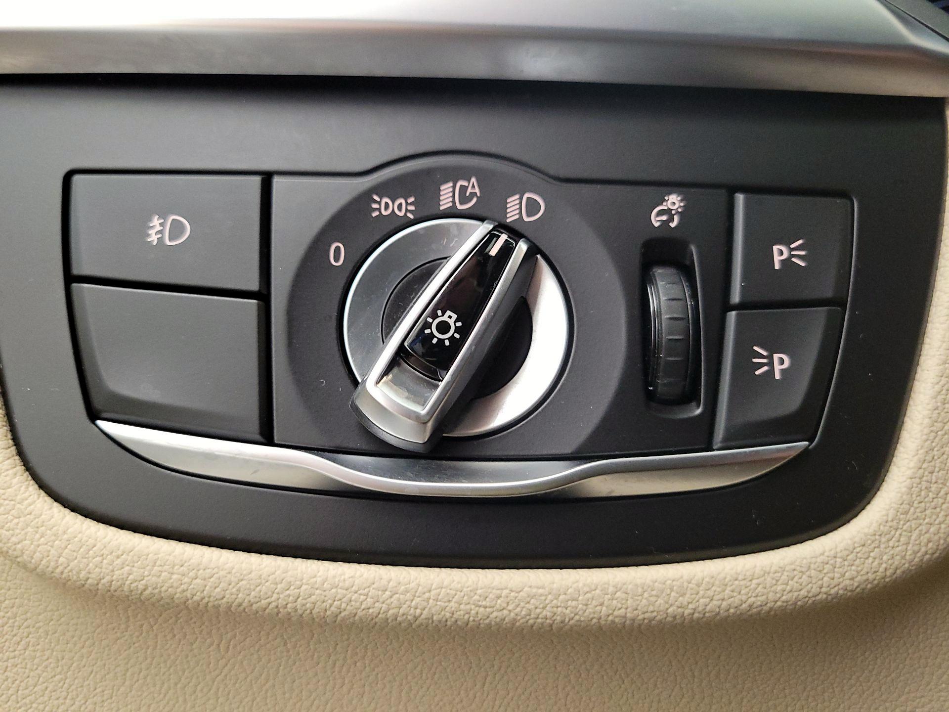 Thumbnail: 2021 BMW X3 - 13