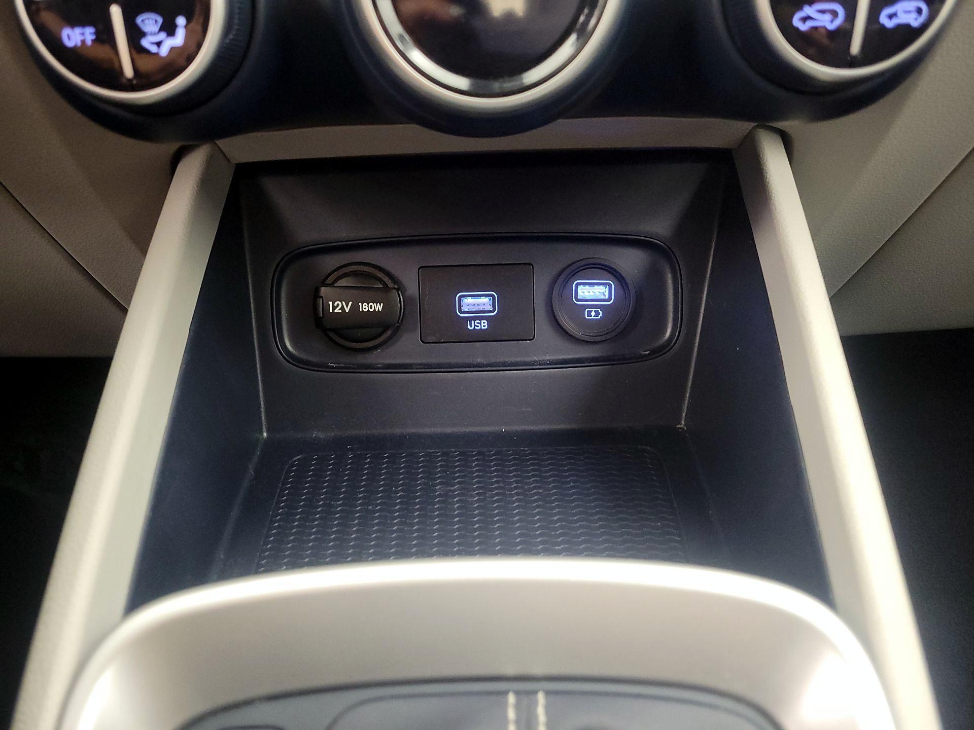 Thumbnail: 2021 Hyundai Venue - 19