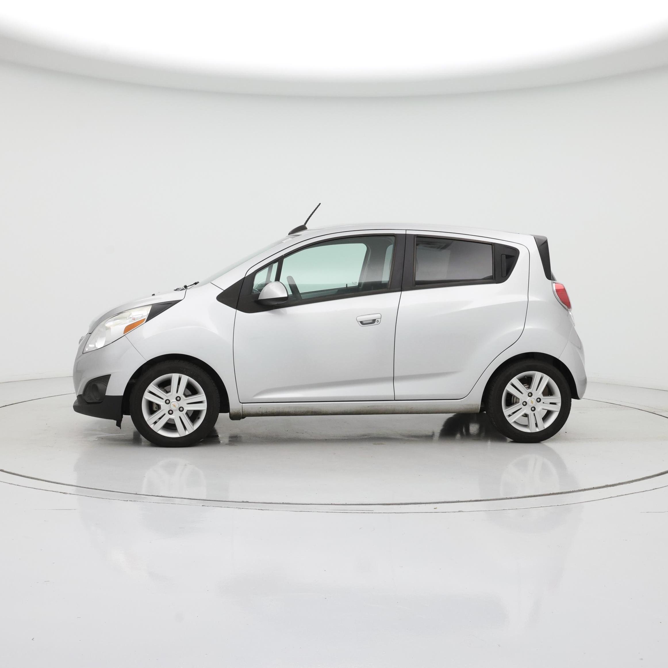 Thumbnail: 2015 Chevrolet Spark - 3