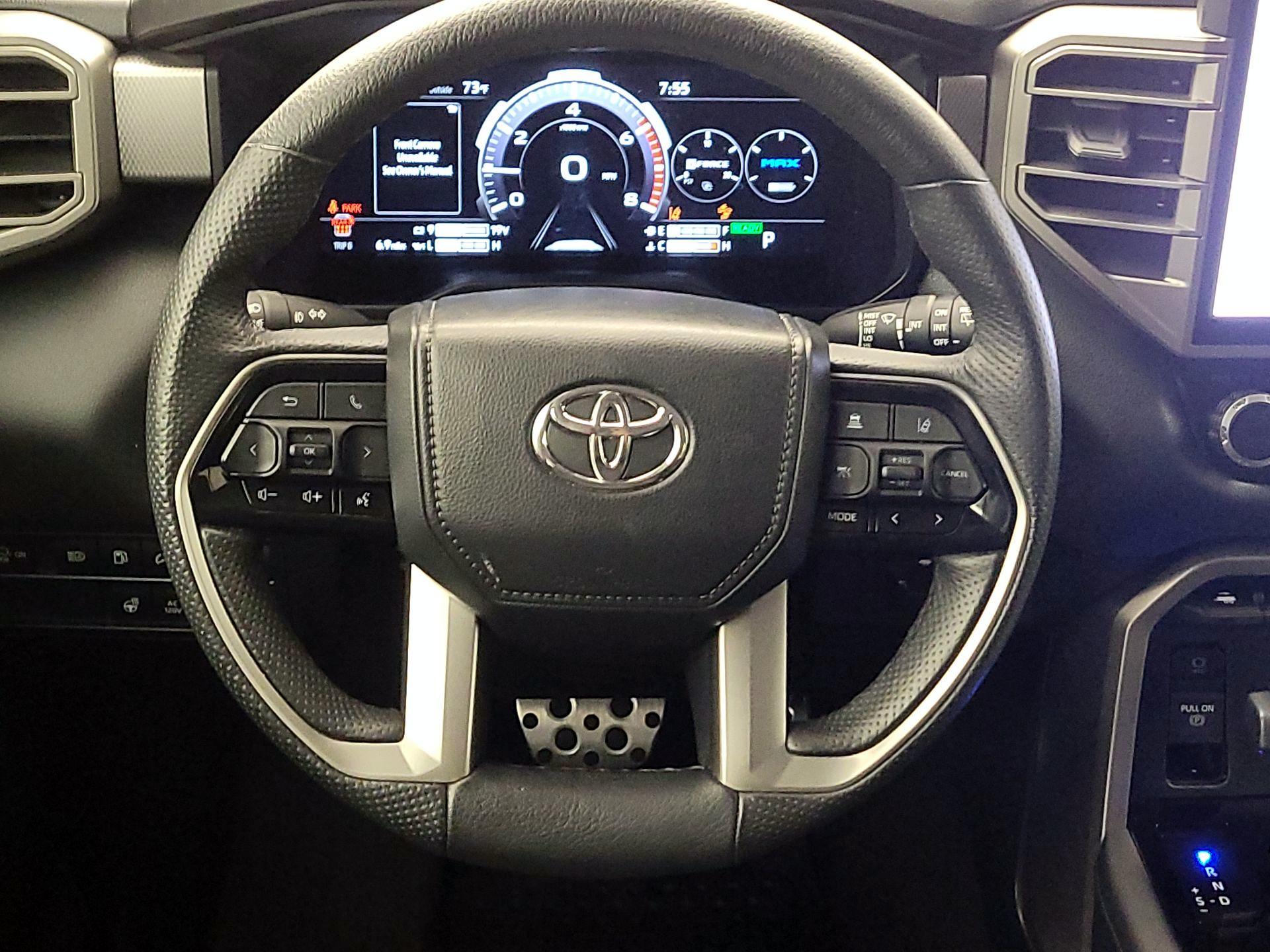 Thumbnail: 2024 Toyota Sequoia - 10