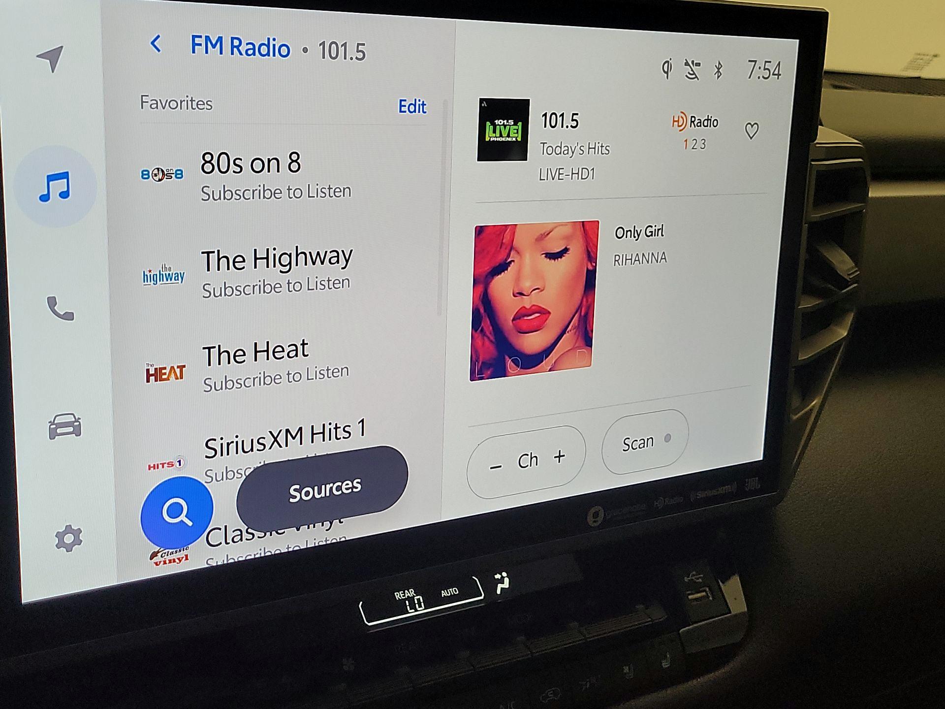Thumbnail: 2024 Toyota Sequoia - 16