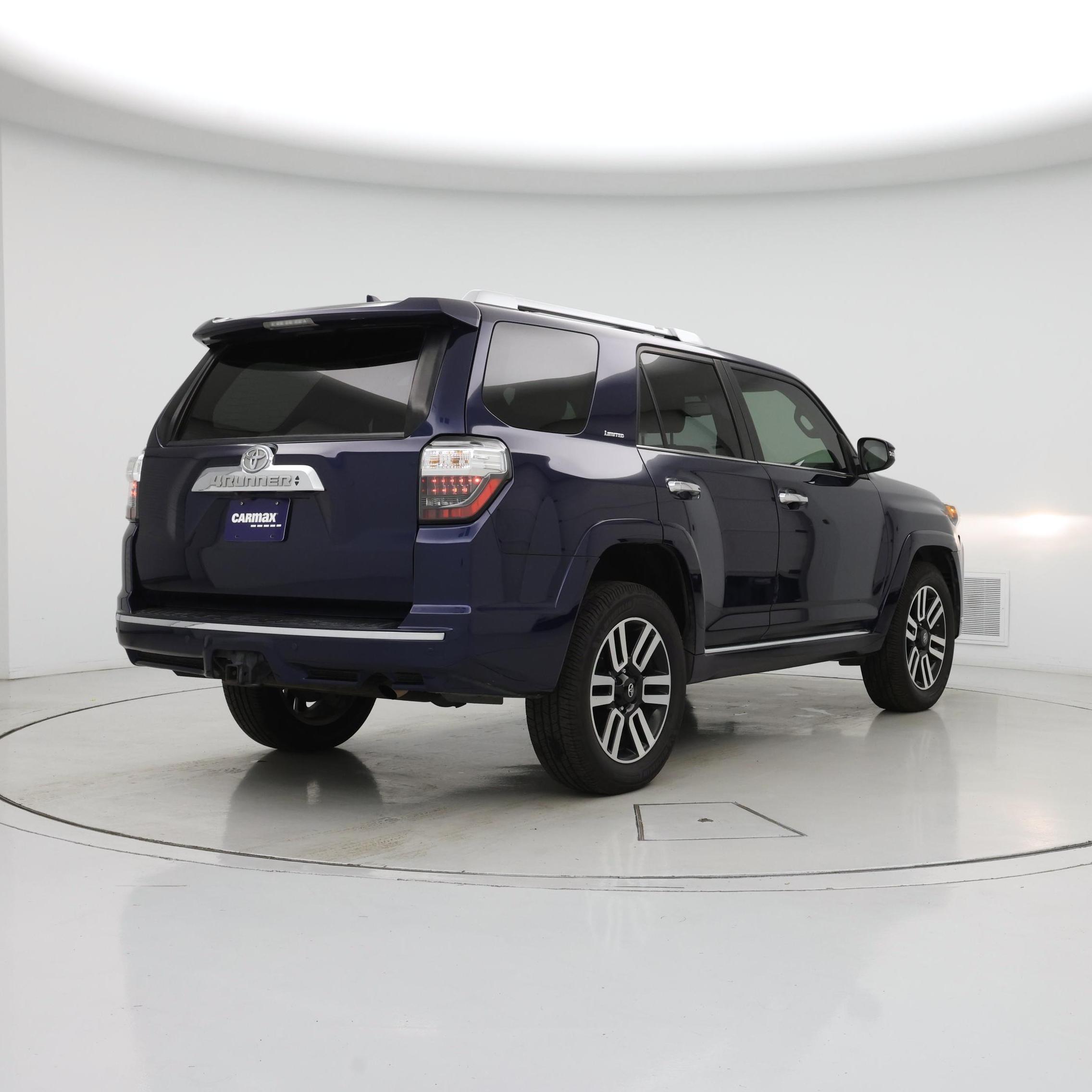 Thumbnail: 2017 Toyota 4Runner - 8