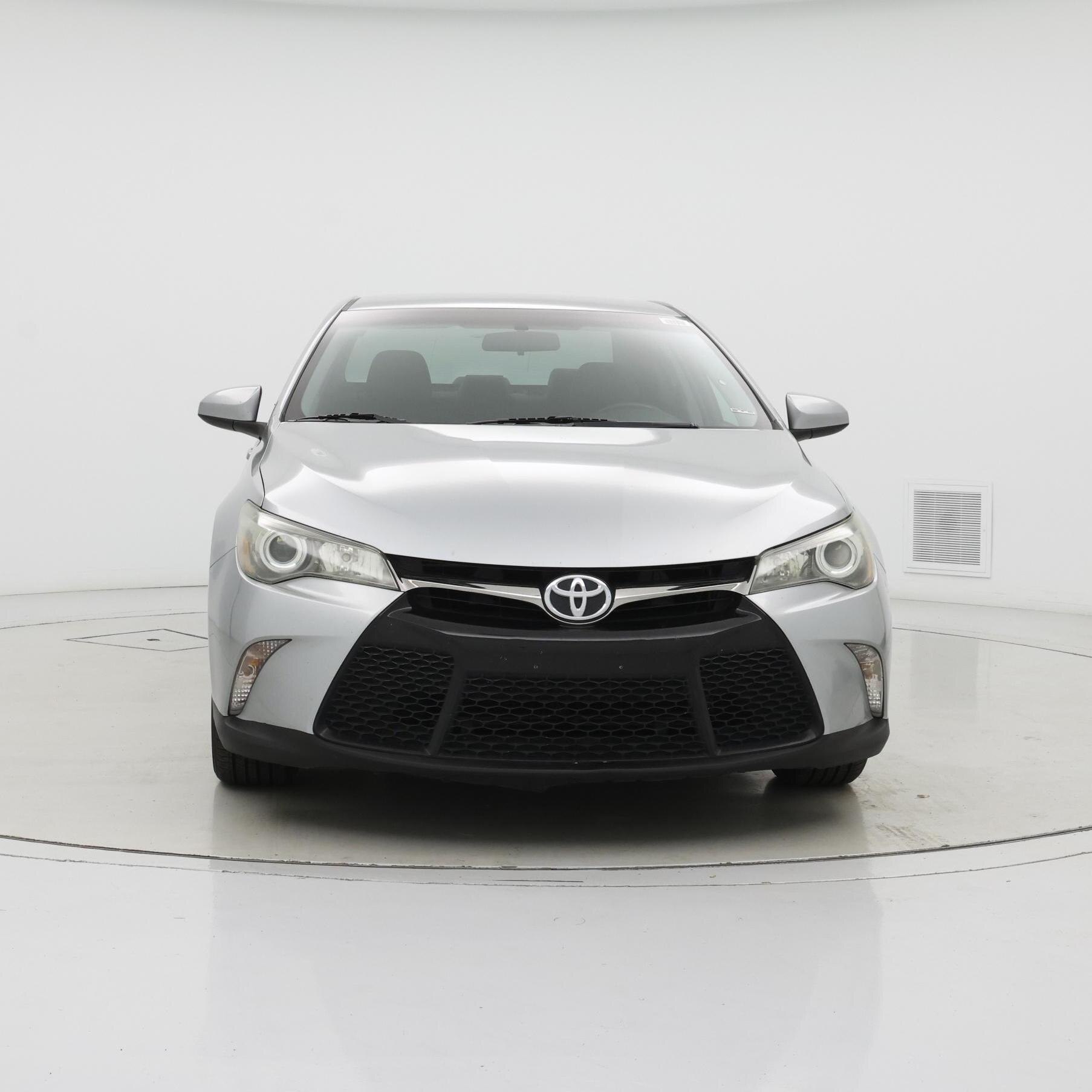 Thumbnail: 2016 Toyota Camry - 5