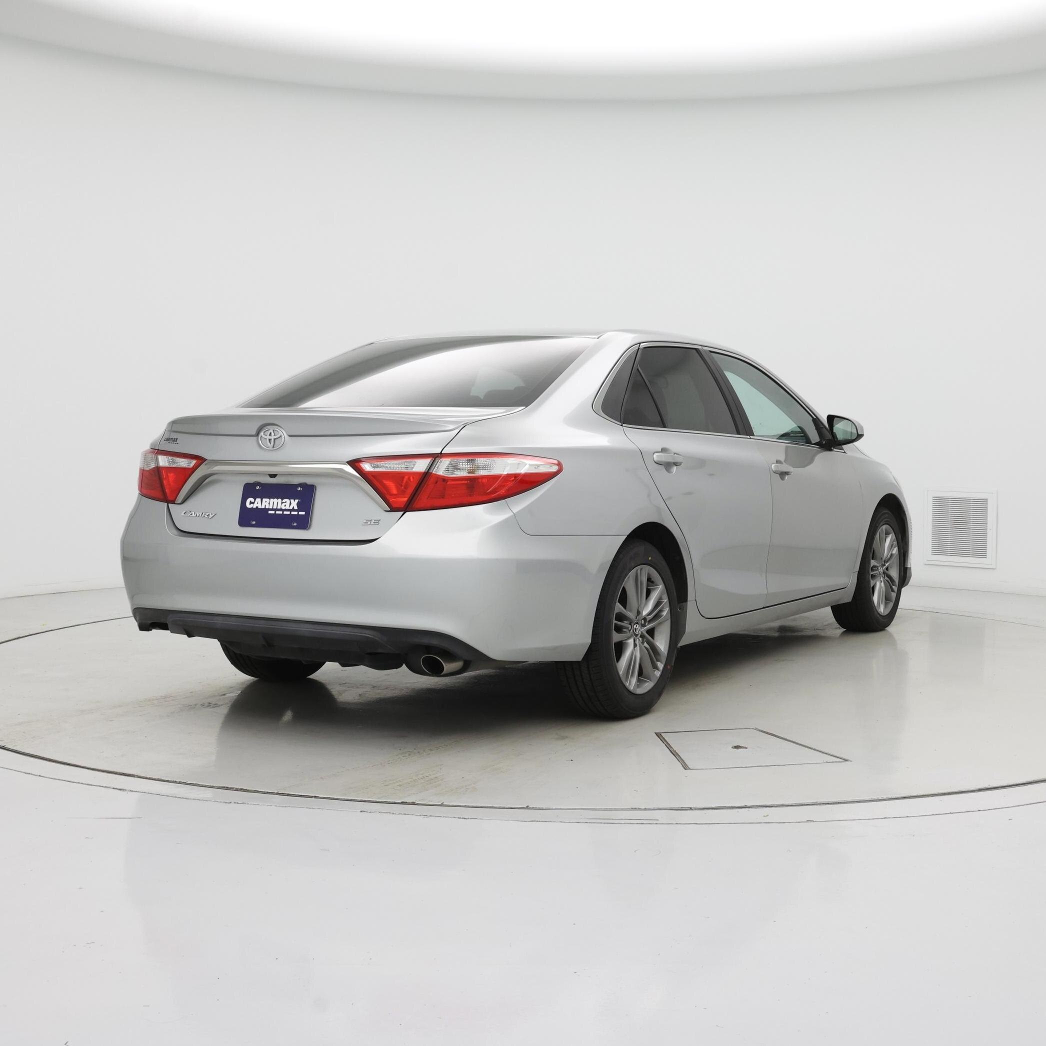 Thumbnail: 2016 Toyota Camry - 8