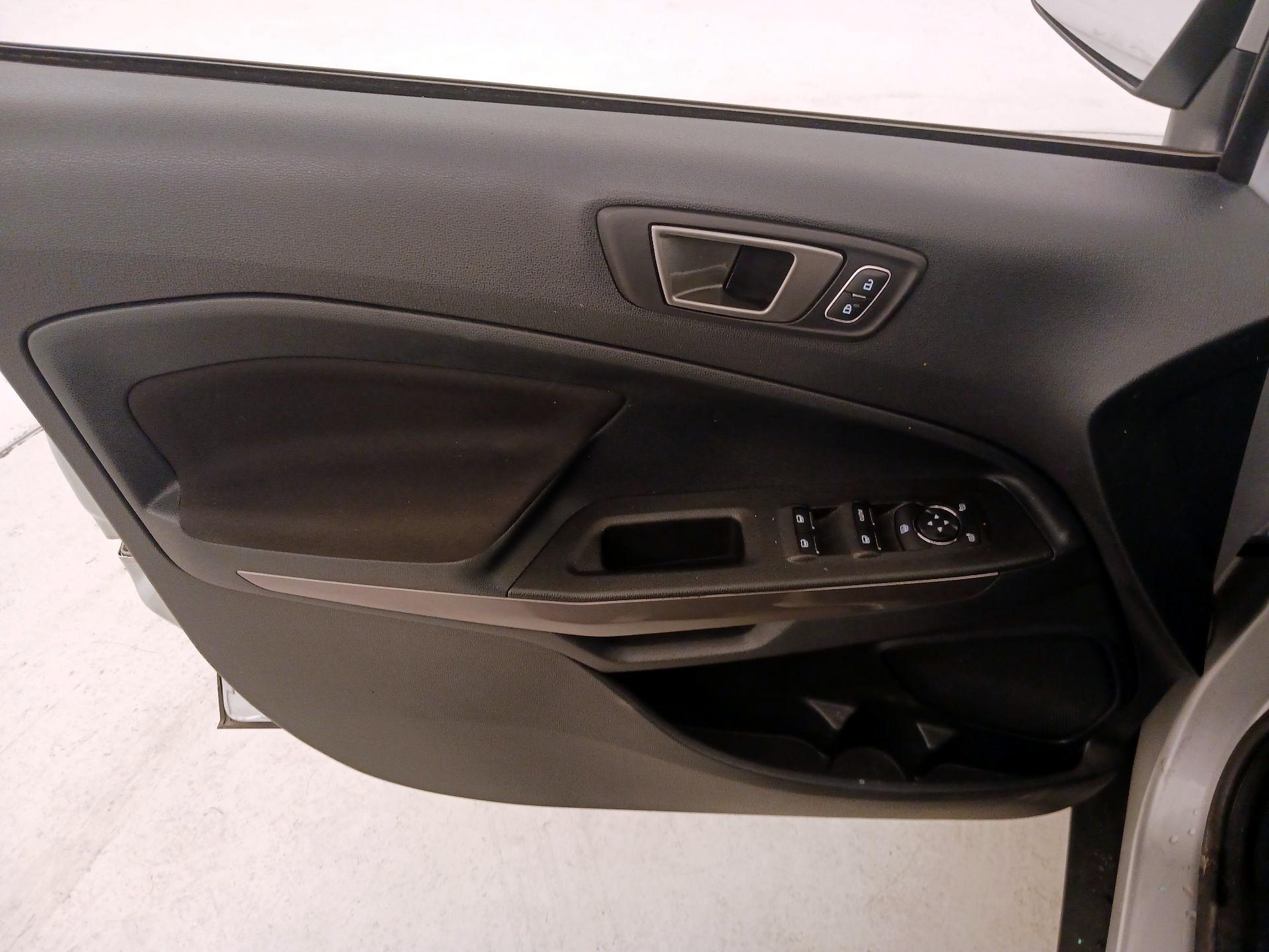 Thumbnail: 2021 Ford EcoSport - 12