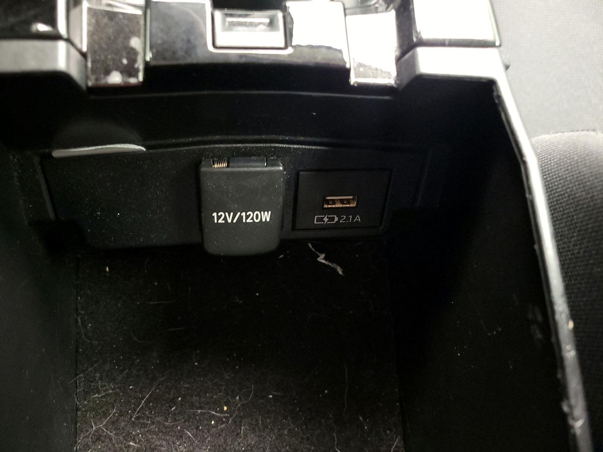 Thumbnail: 2021 Toyota Corolla - 18