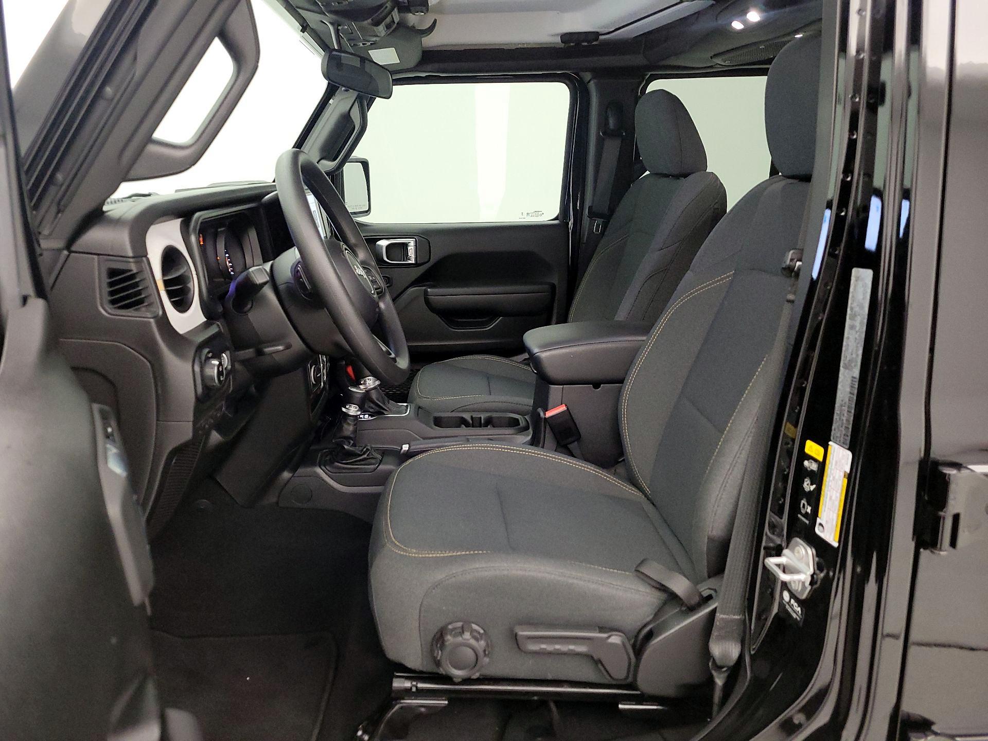 Thumbnail: 2025 Jeep Gladiator - 11