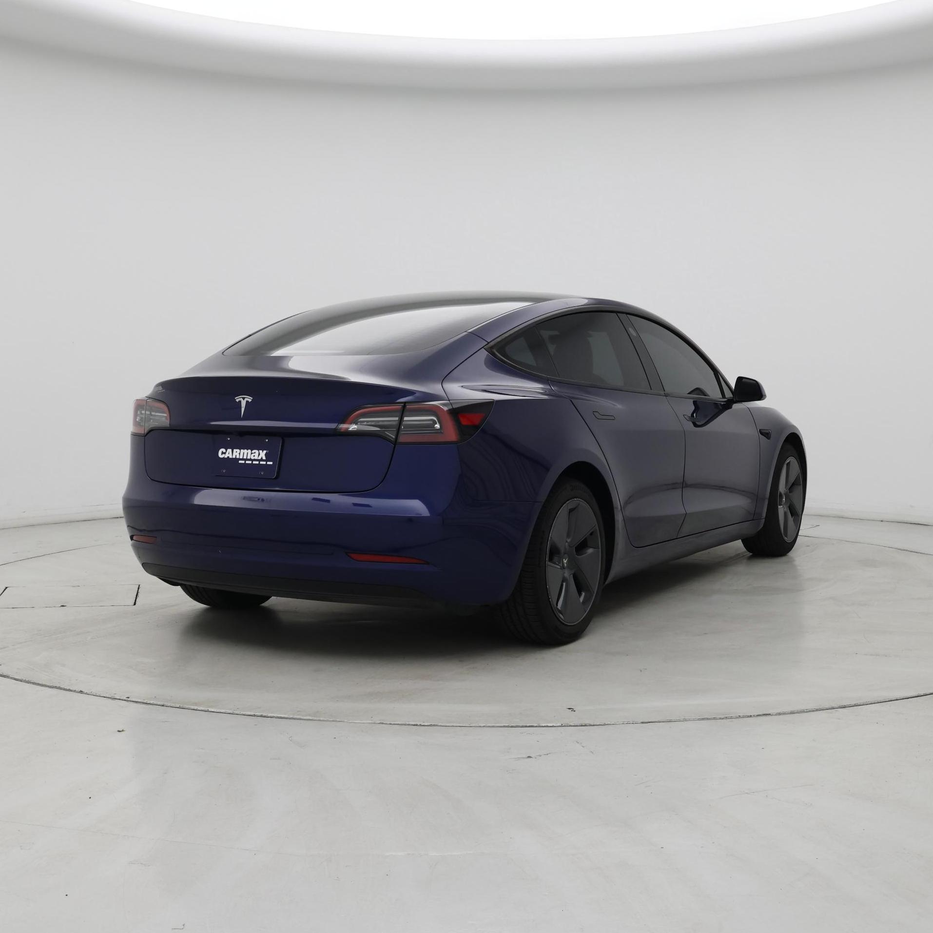 Thumbnail: 2023 Tesla Model 3 - 8