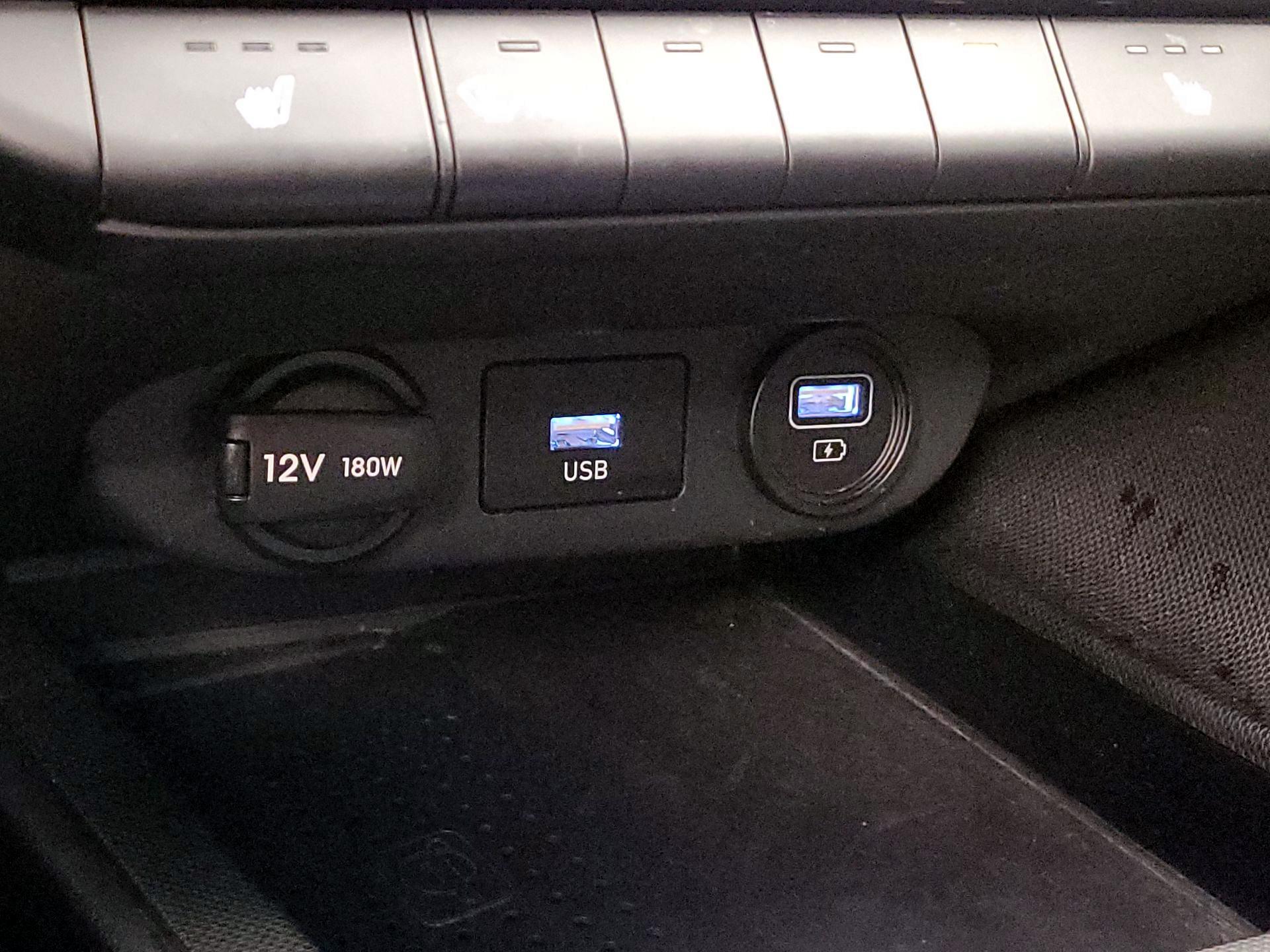 Thumbnail: 2023 Hyundai Elantra - 19