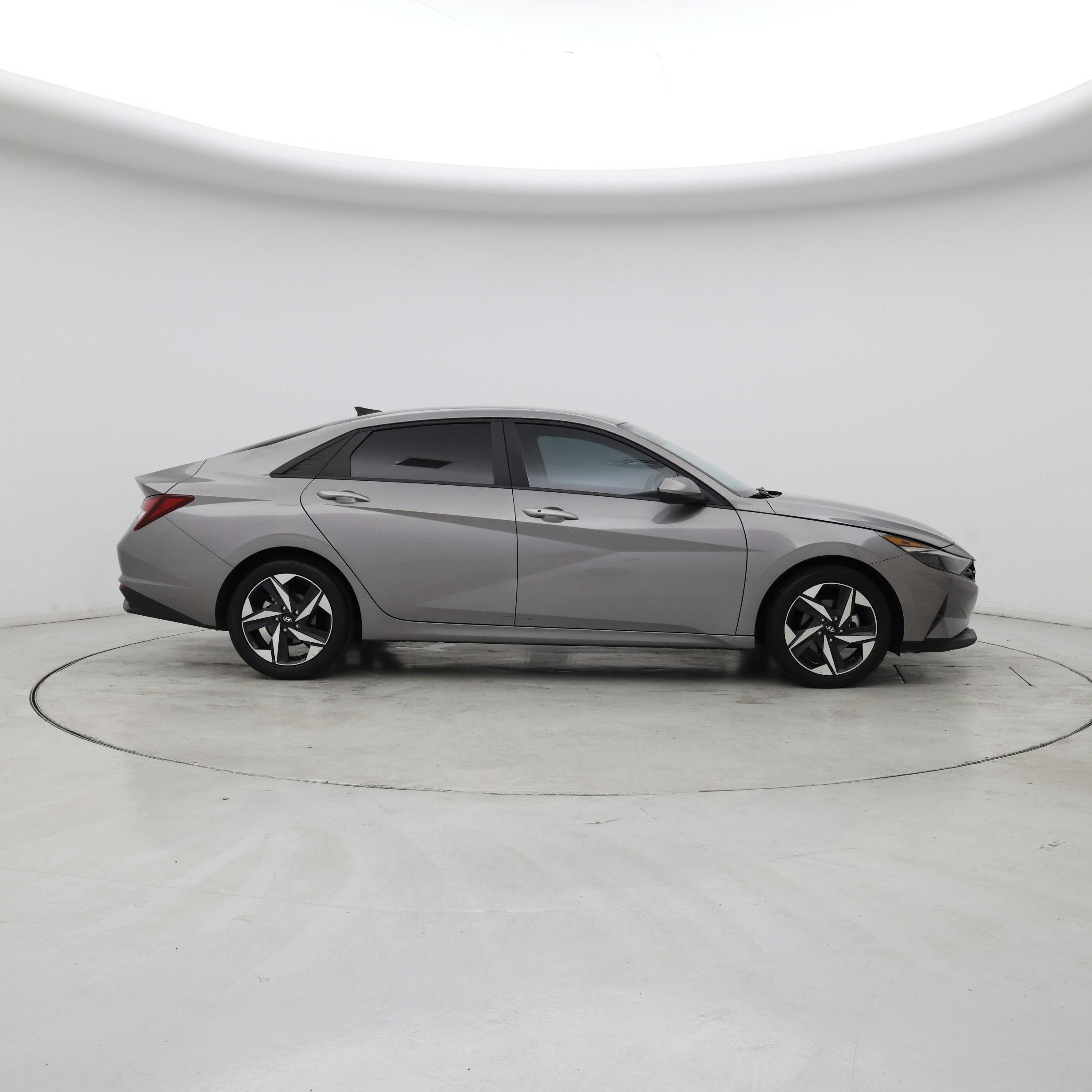 Thumbnail: 2023 Hyundai Elantra - 7